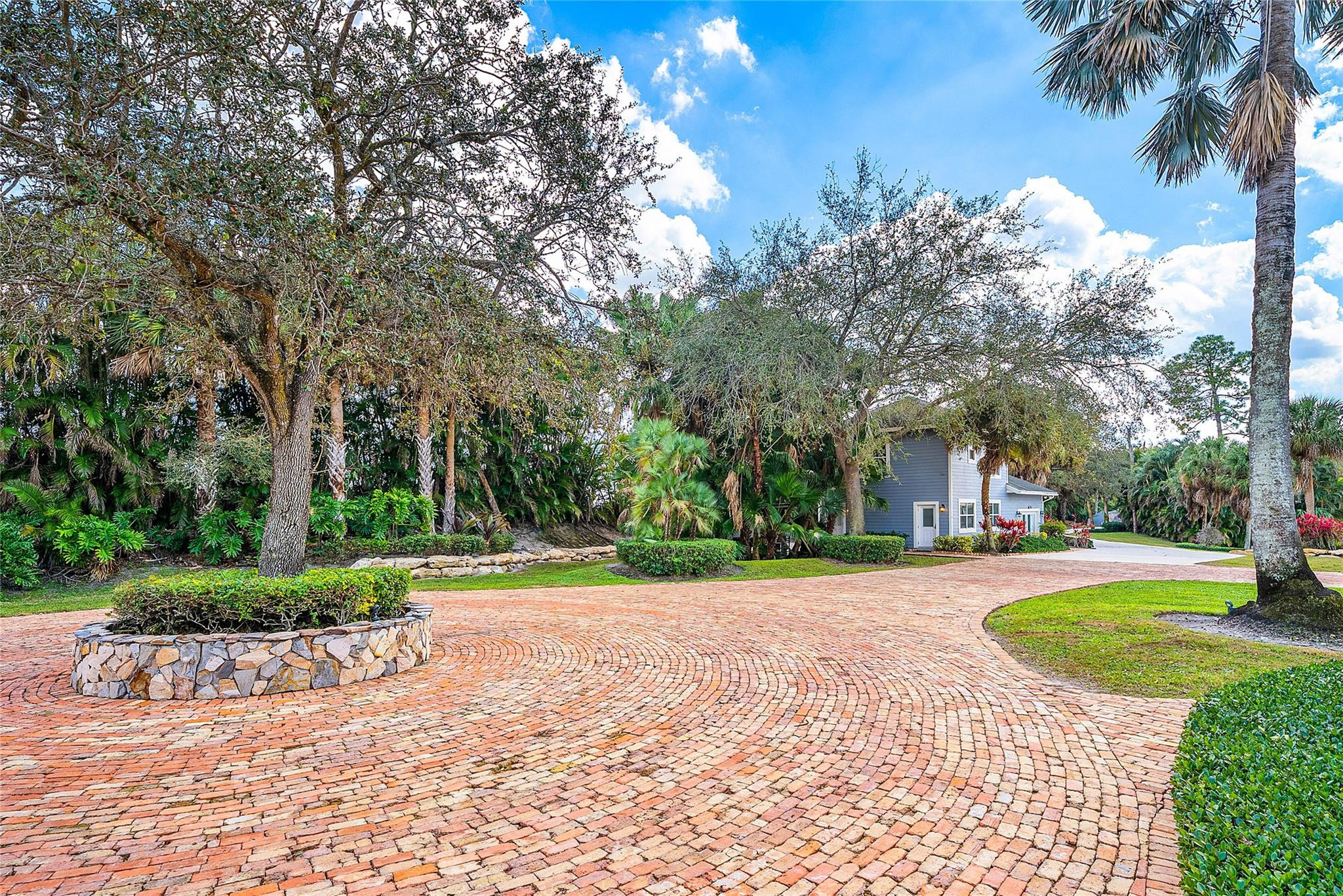 8035 Dillman Road