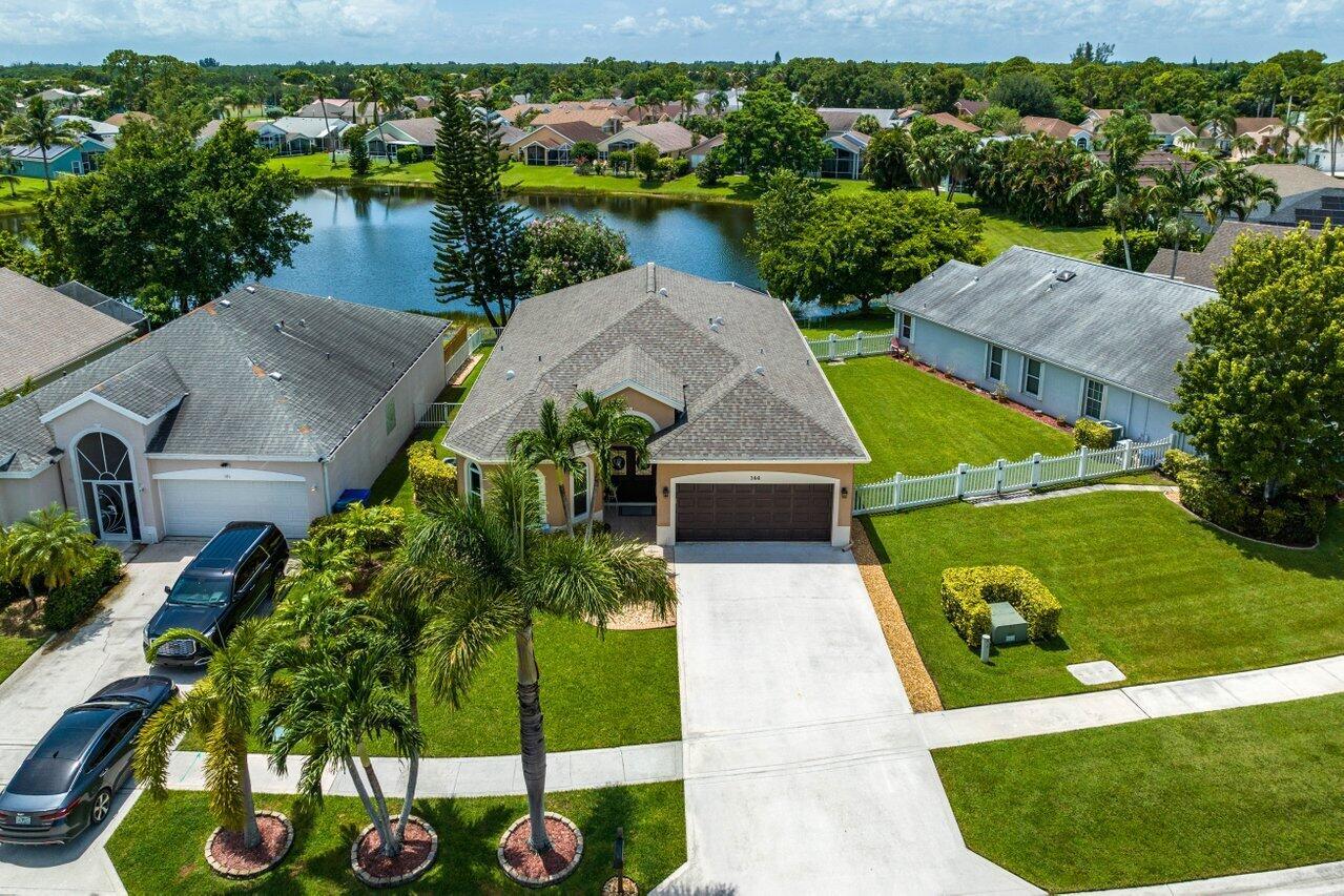 144 Saratoga Boulevard E