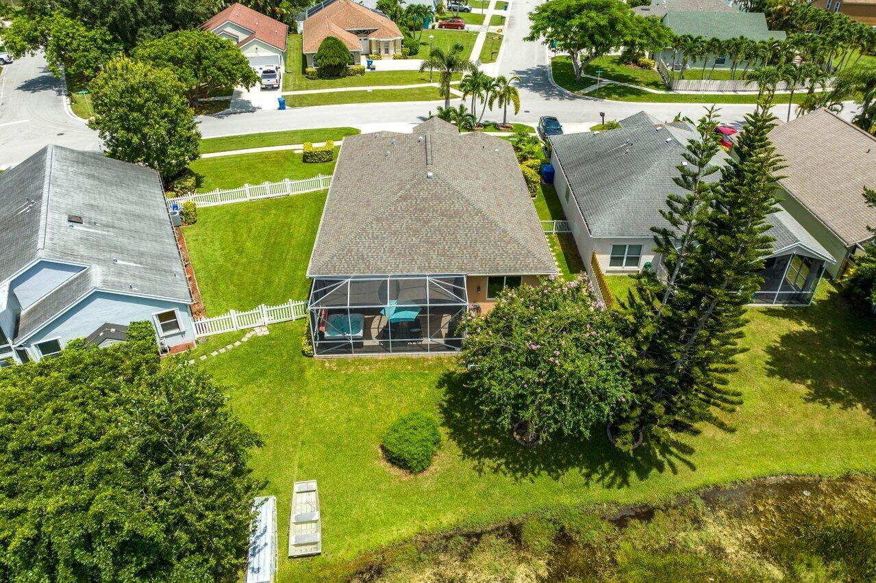 144 Saratoga Boulevard E