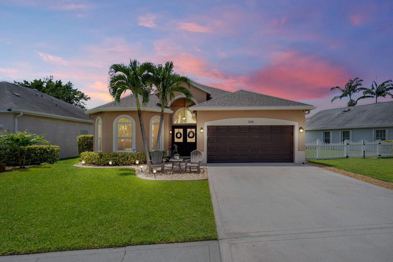 144 Saratoga Boulevard E