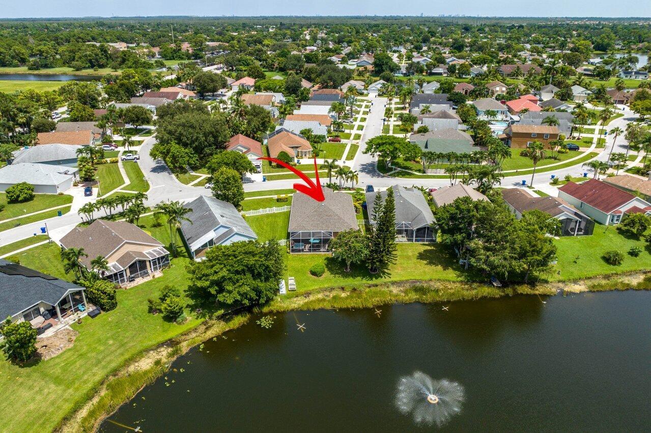 144 Saratoga Boulevard E