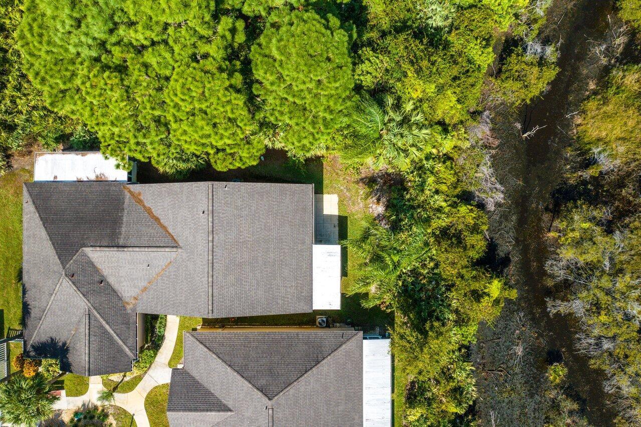 521 NW San Remo Circle