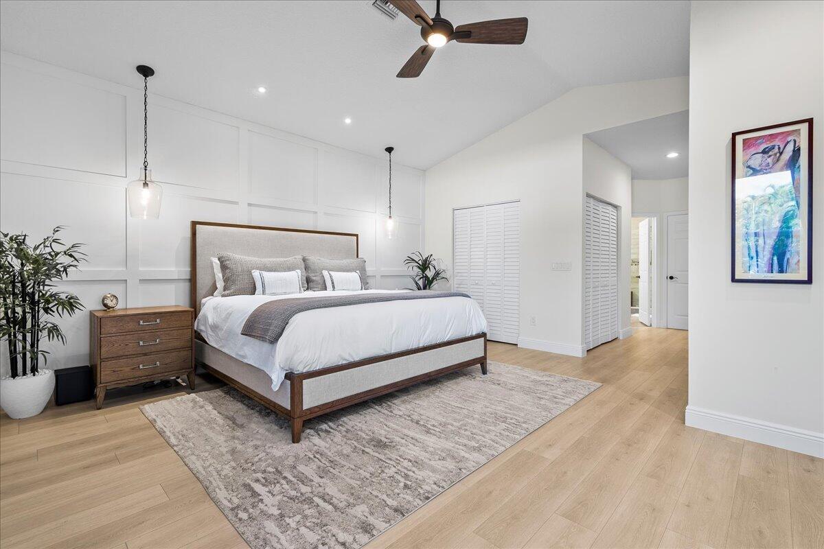 7284 Via Palomar