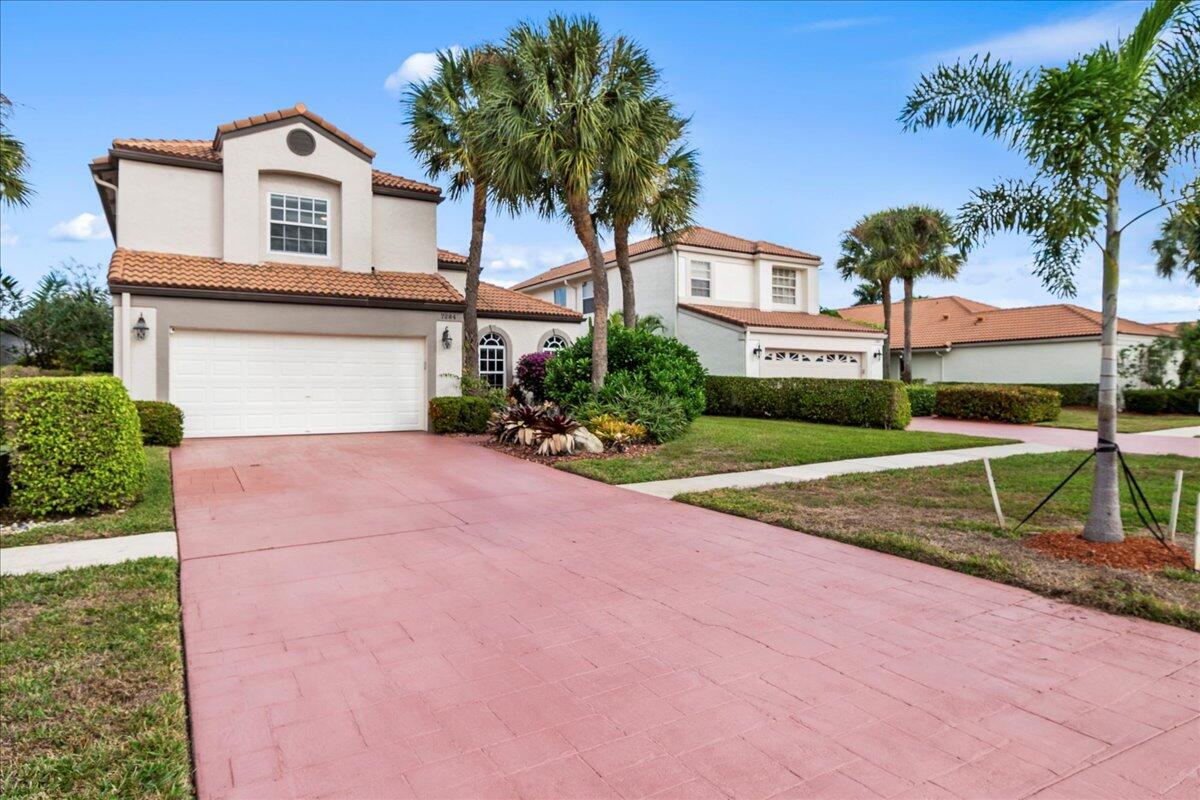 7284 Via Palomar