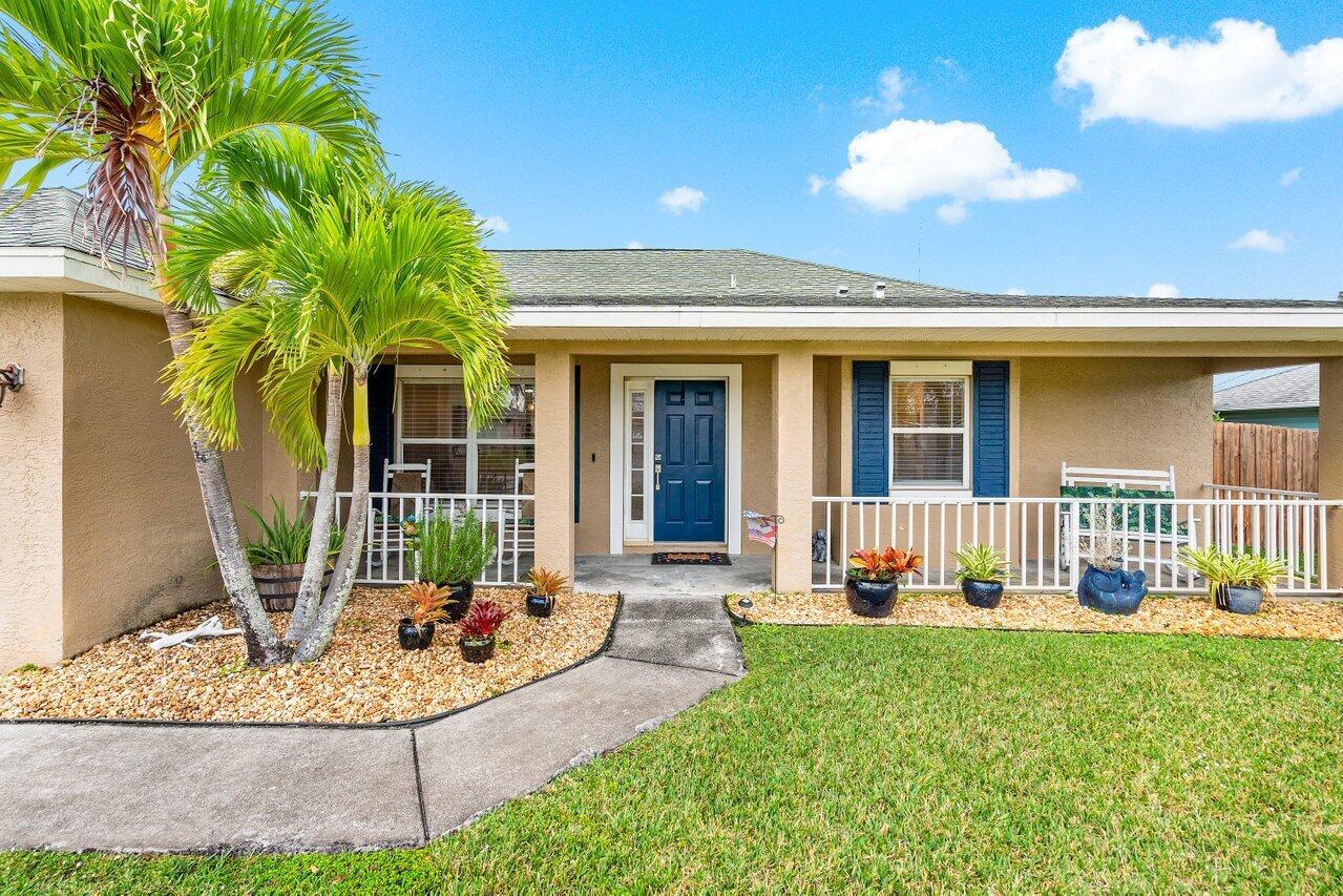 2232 SE Mcmaster Street