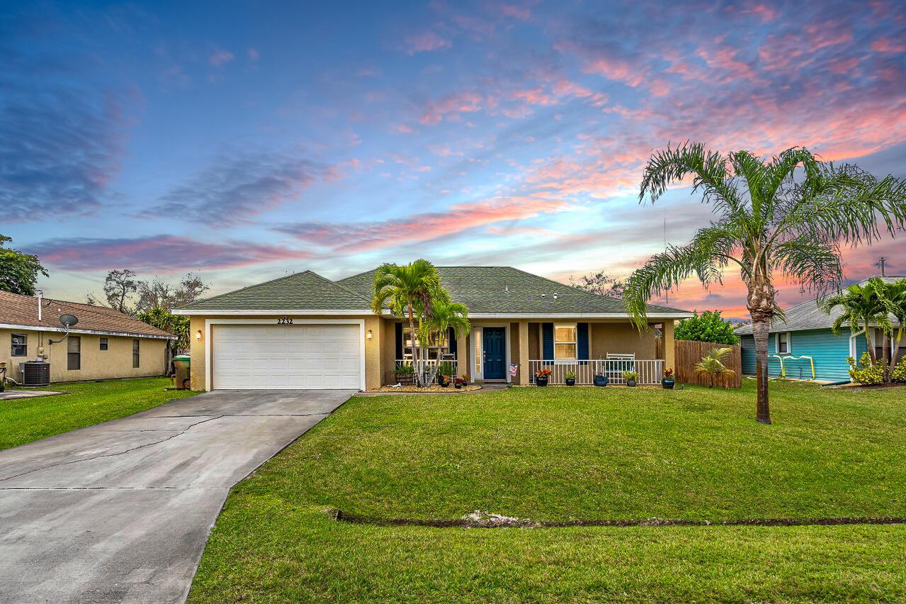 2232 SE Mcmaster Street