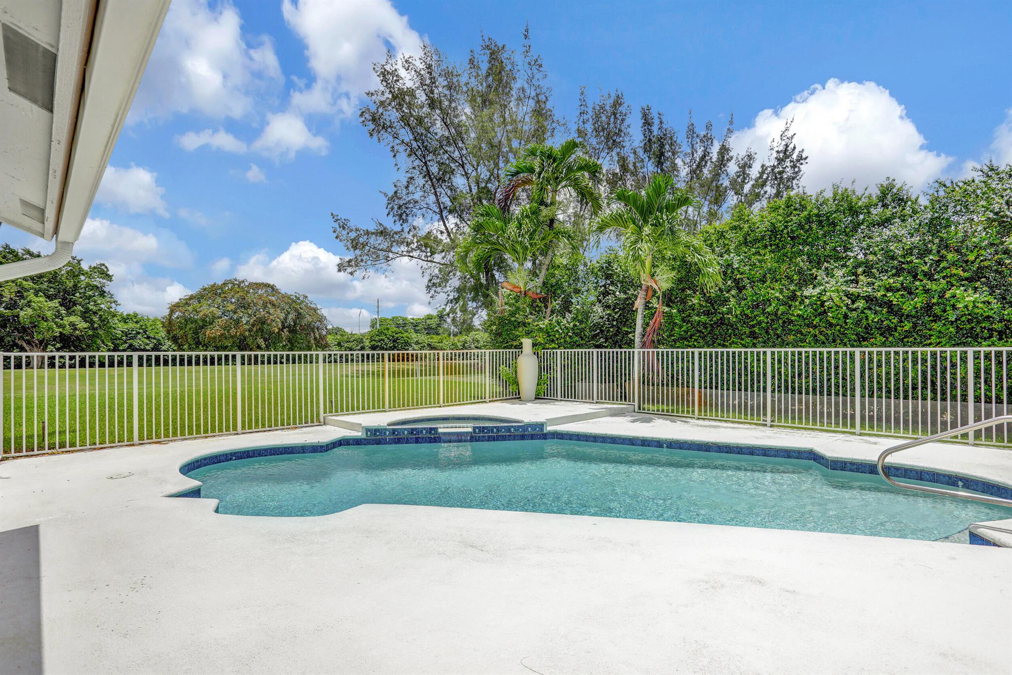 10278 Canoe Brook Circle