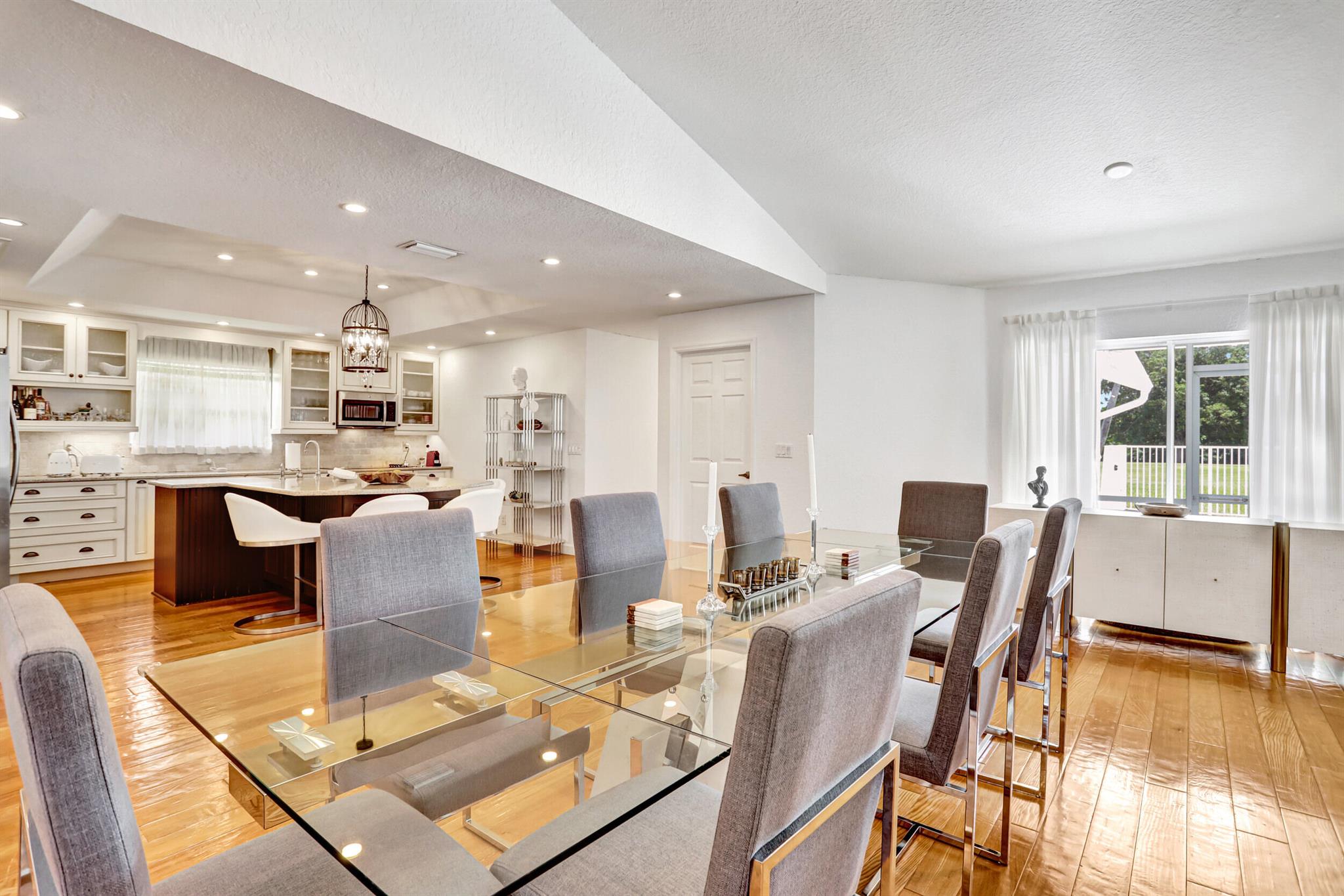 10278 Canoe Brook Circle