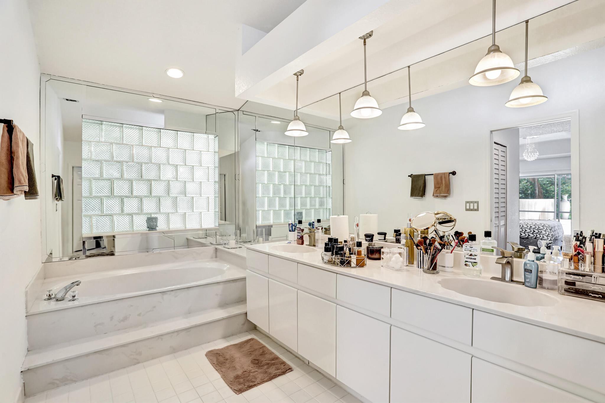 10278 Canoe Brook Circle