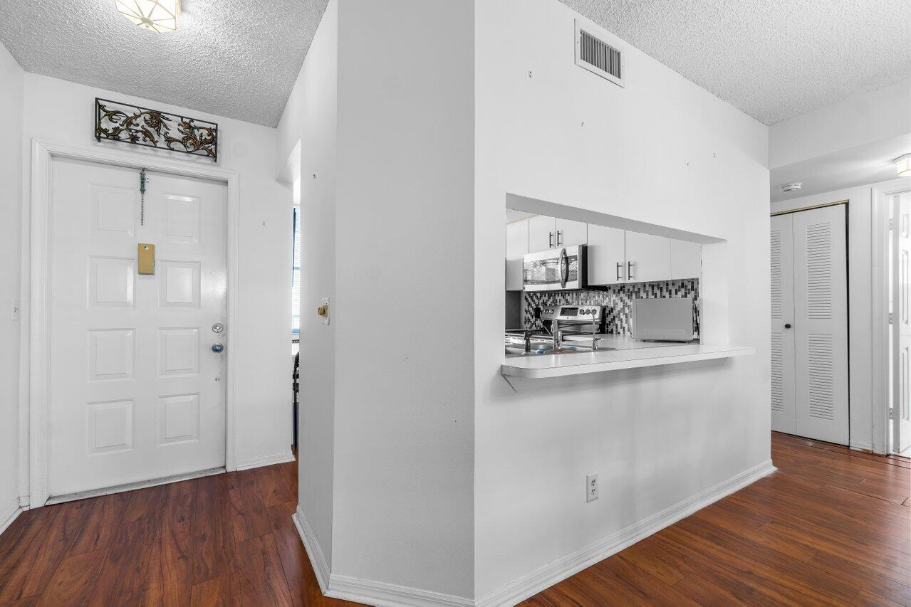 10414 NW 24th Place 301