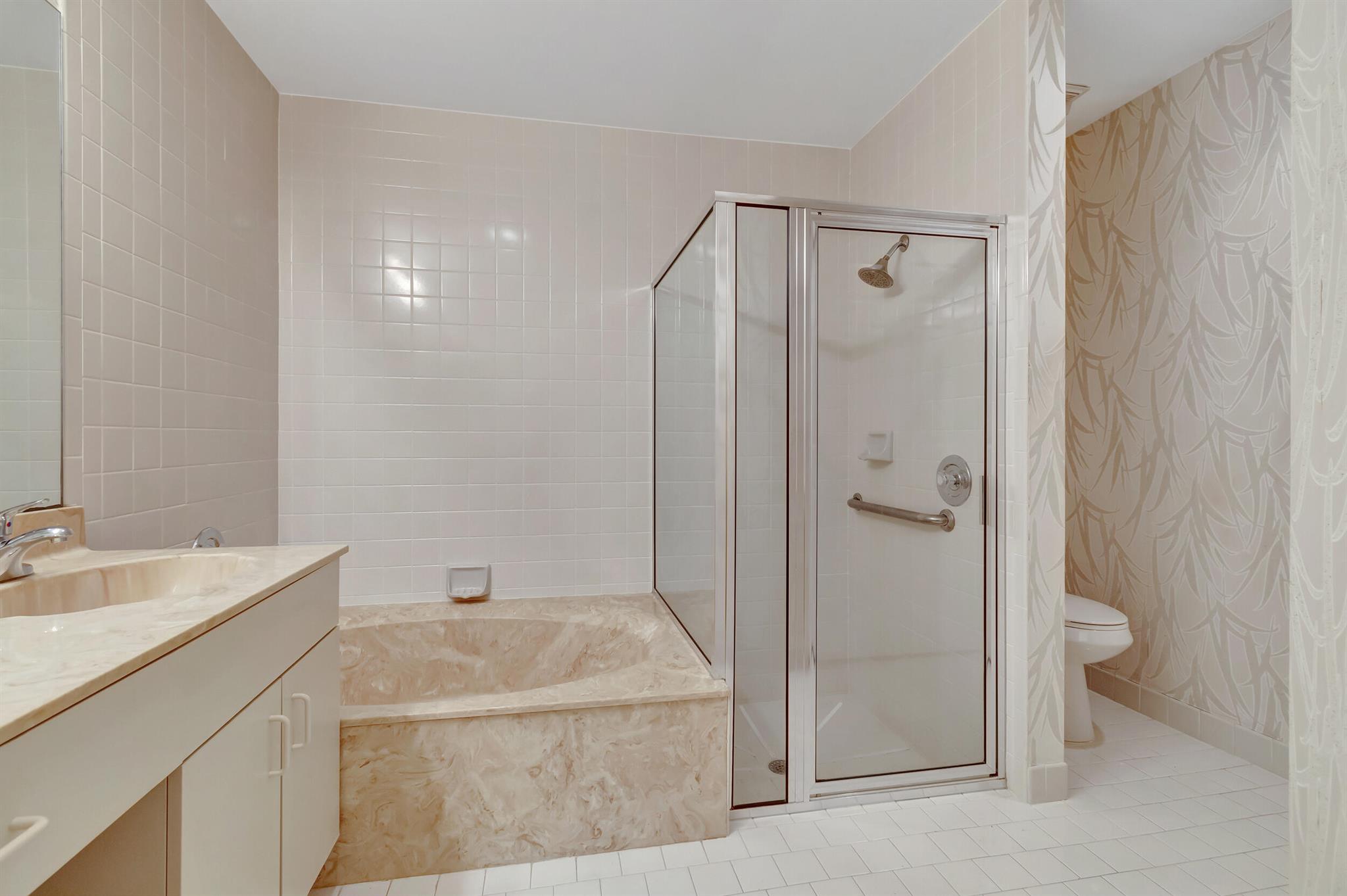 7884 Lexington Club Boulevard B