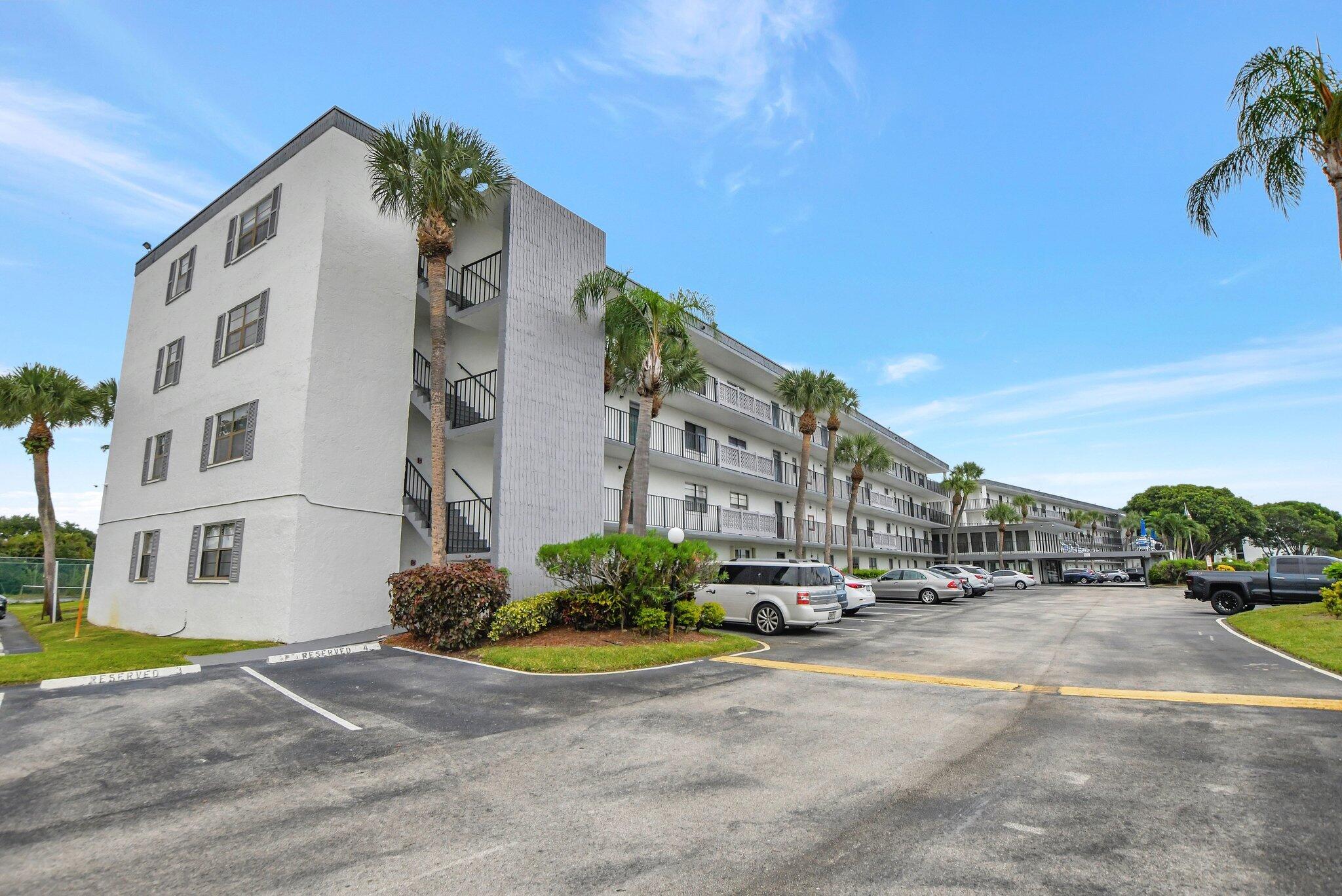 9233 SW 8th Street 401
