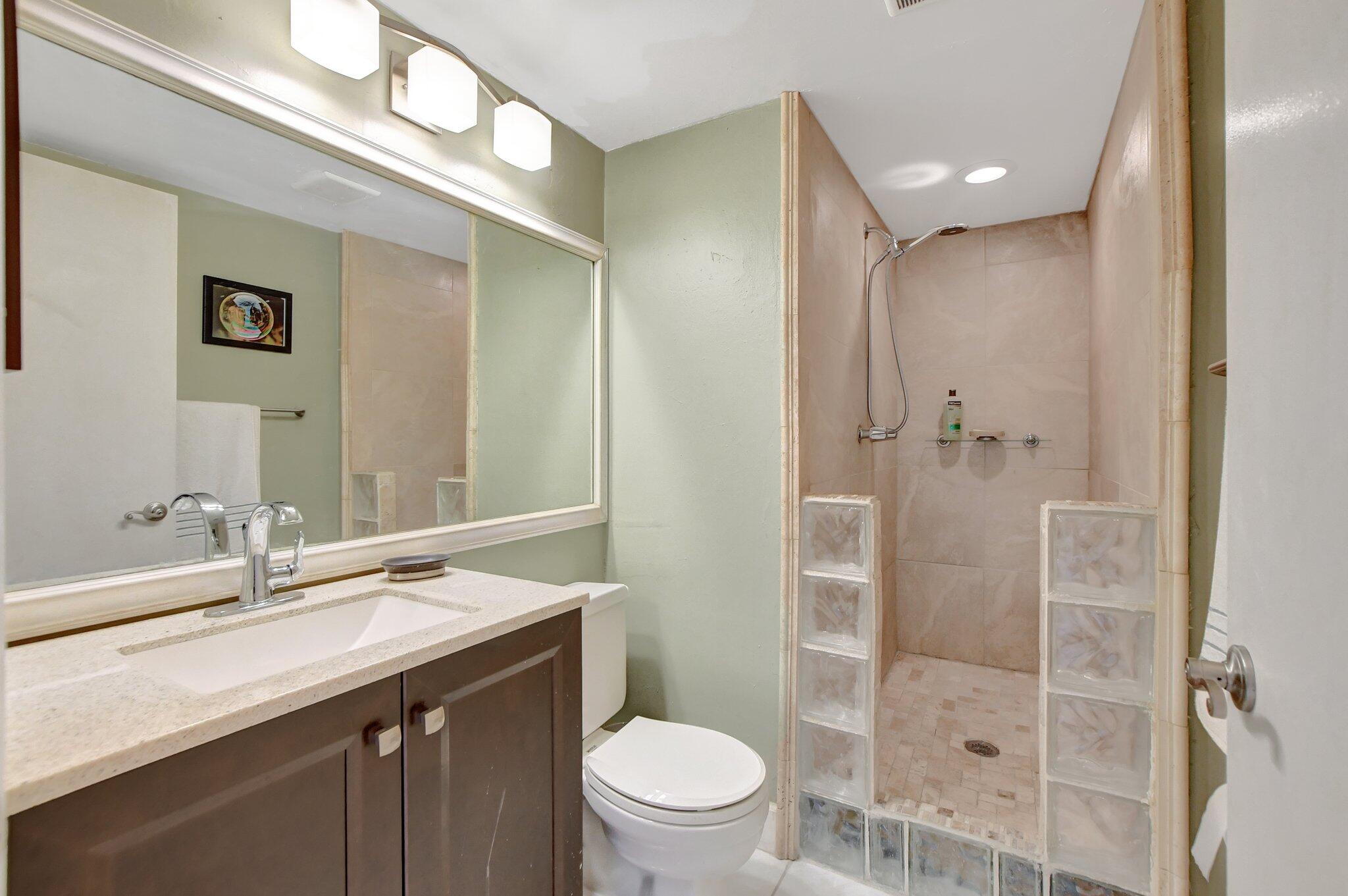 9233 SW 8th Street 401