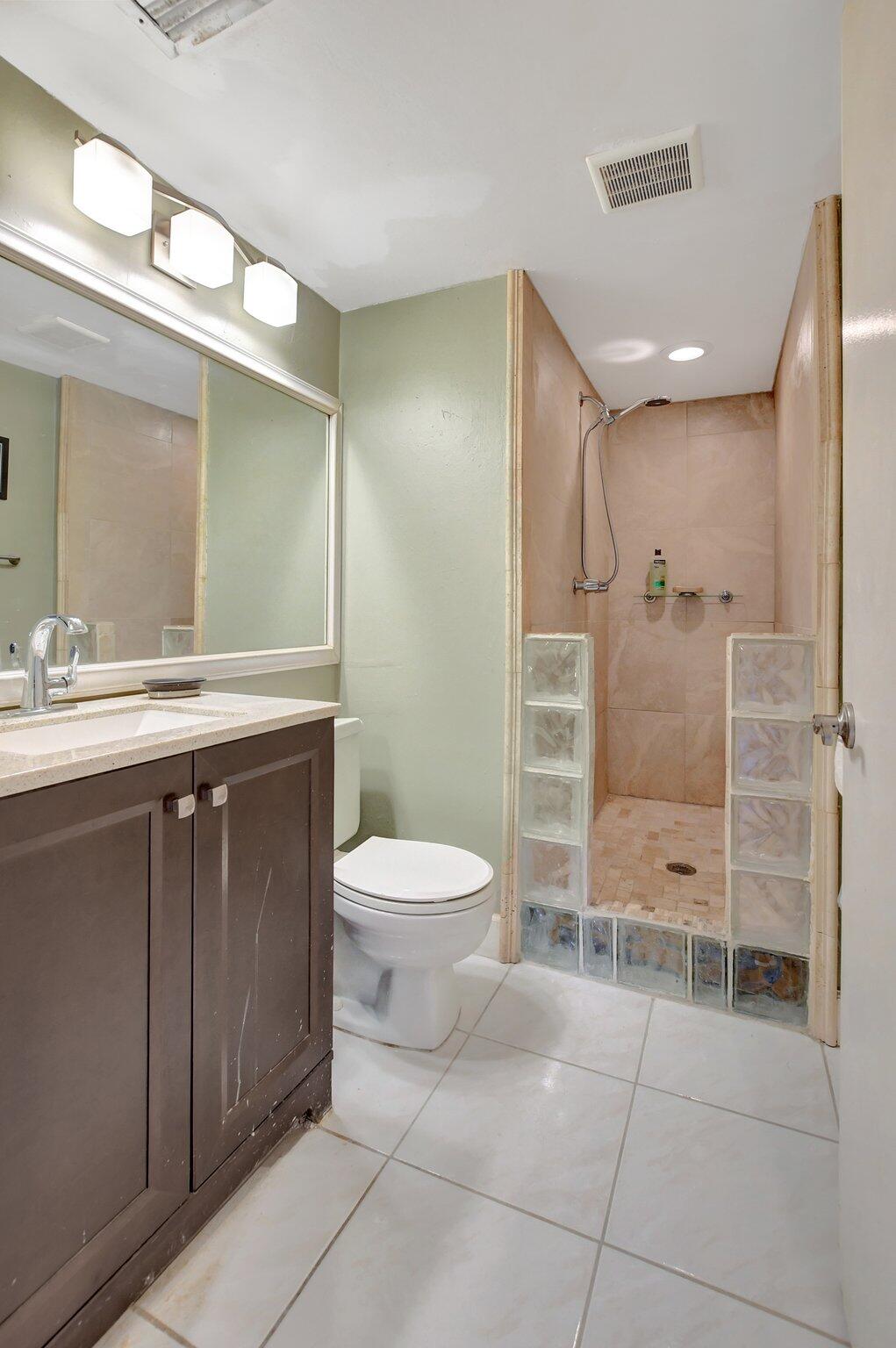 9233 SW 8th Street 401