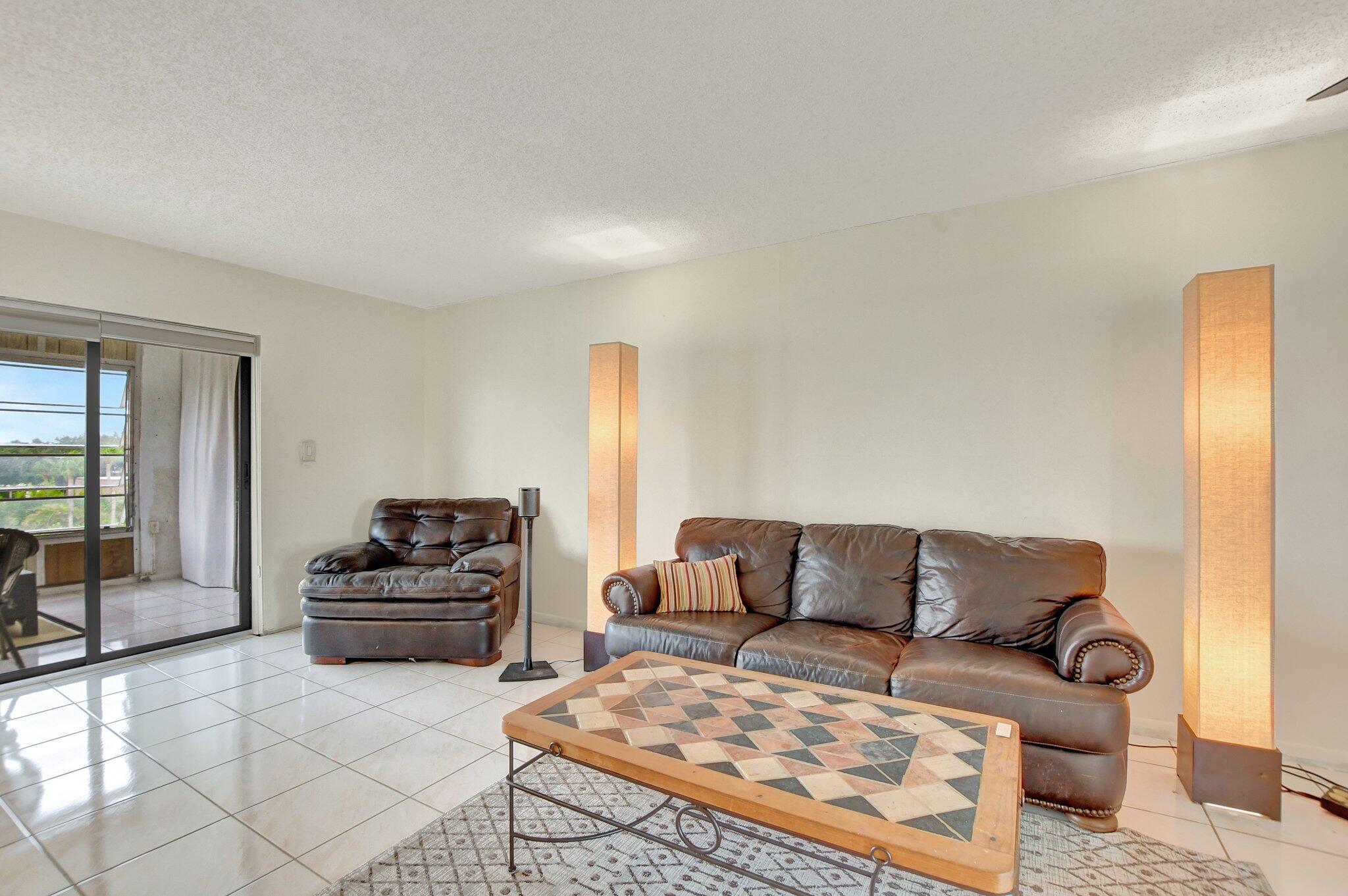 9233 SW 8th Street 401