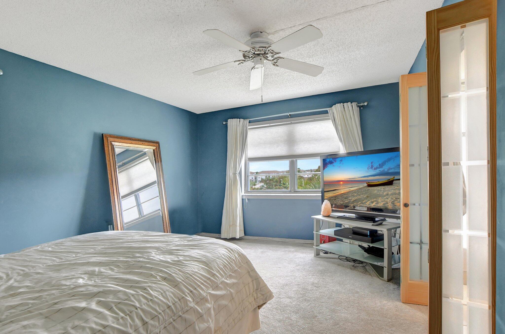 9233 SW 8th Street 401