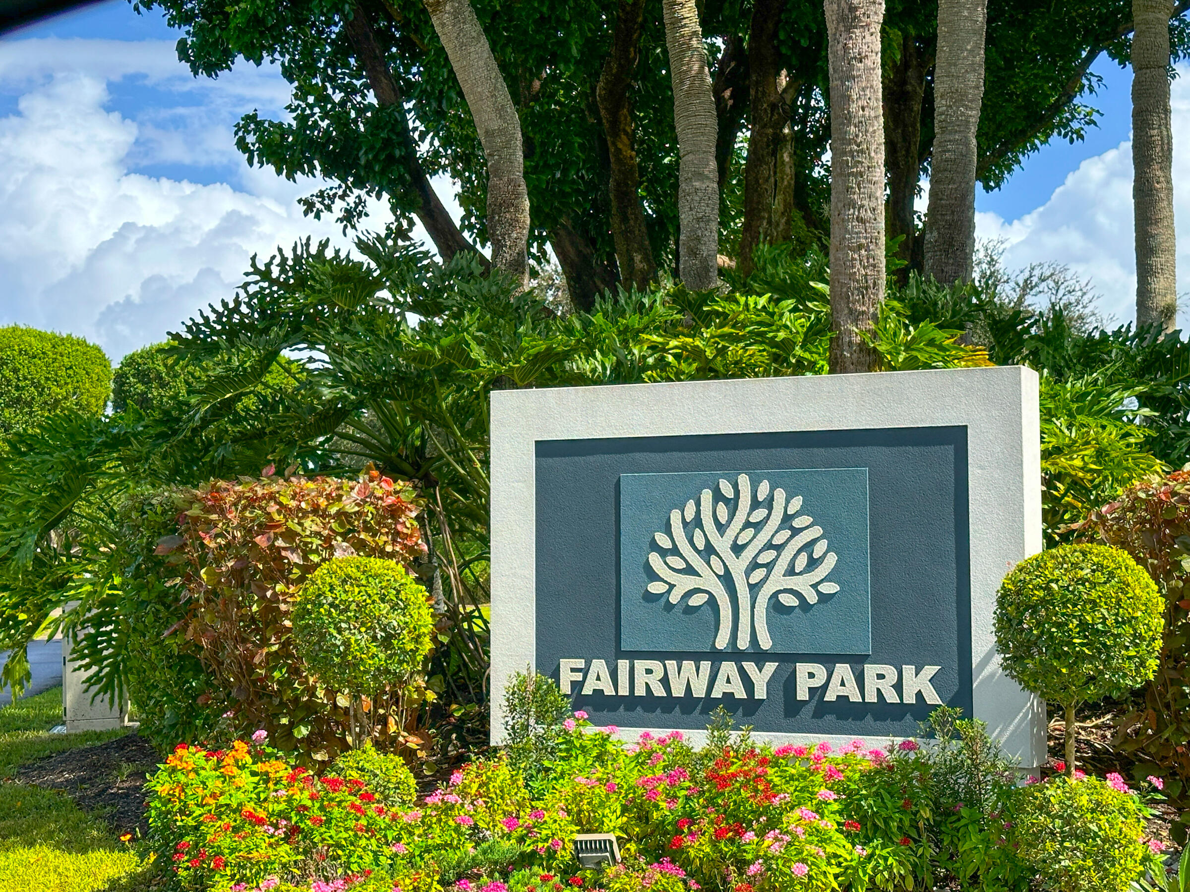 5617 Fairway Park Drive 104