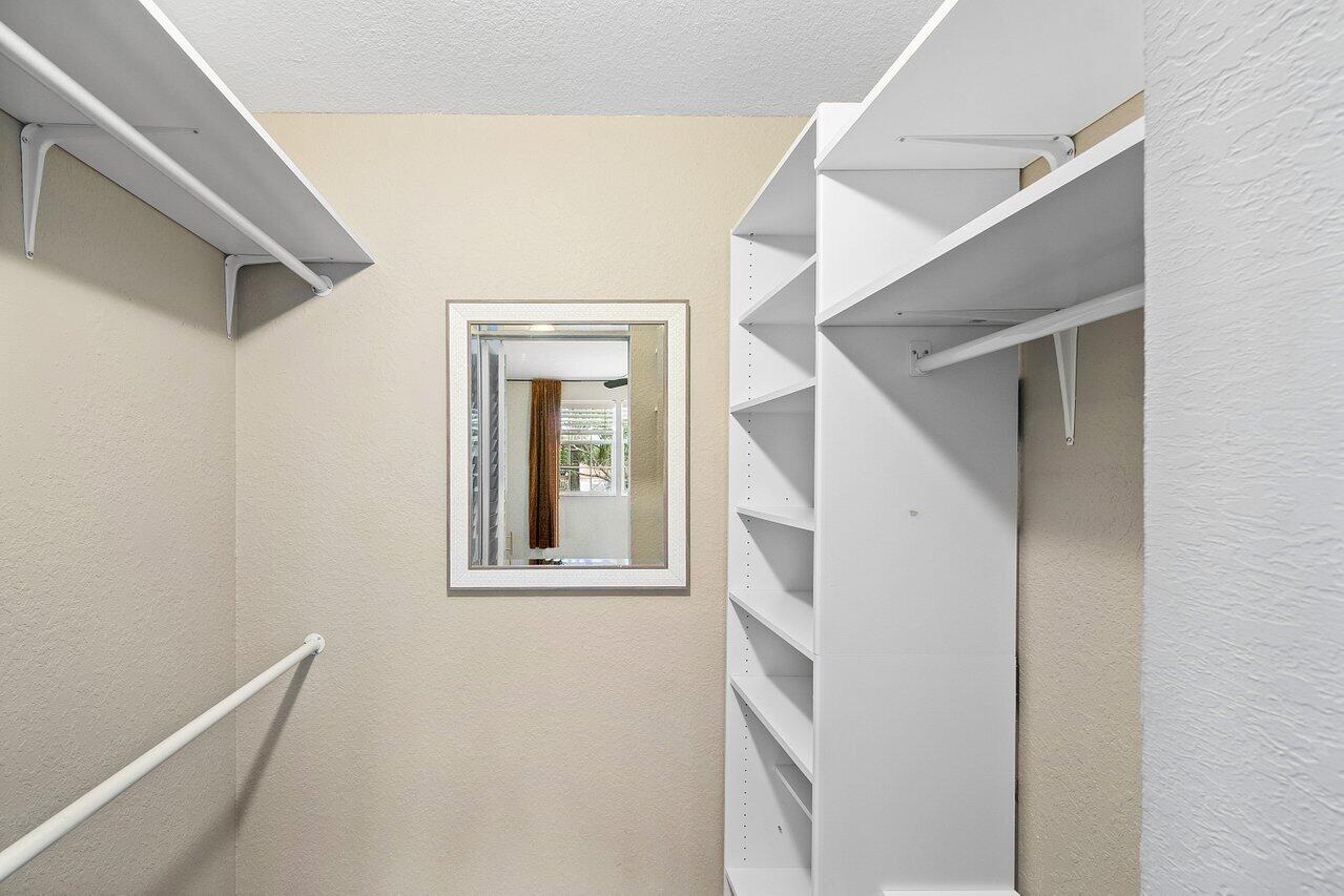 9498 Boca River Circle