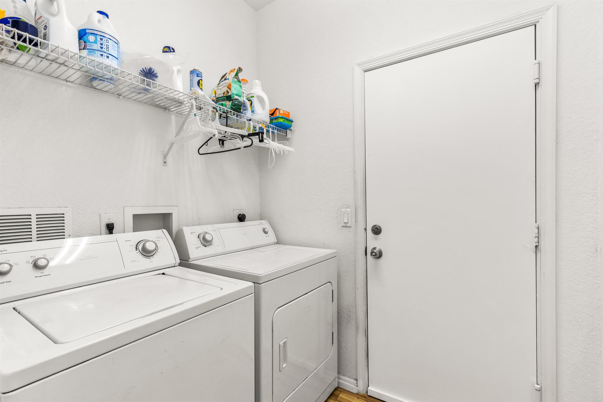 9274 Silver Glen Way