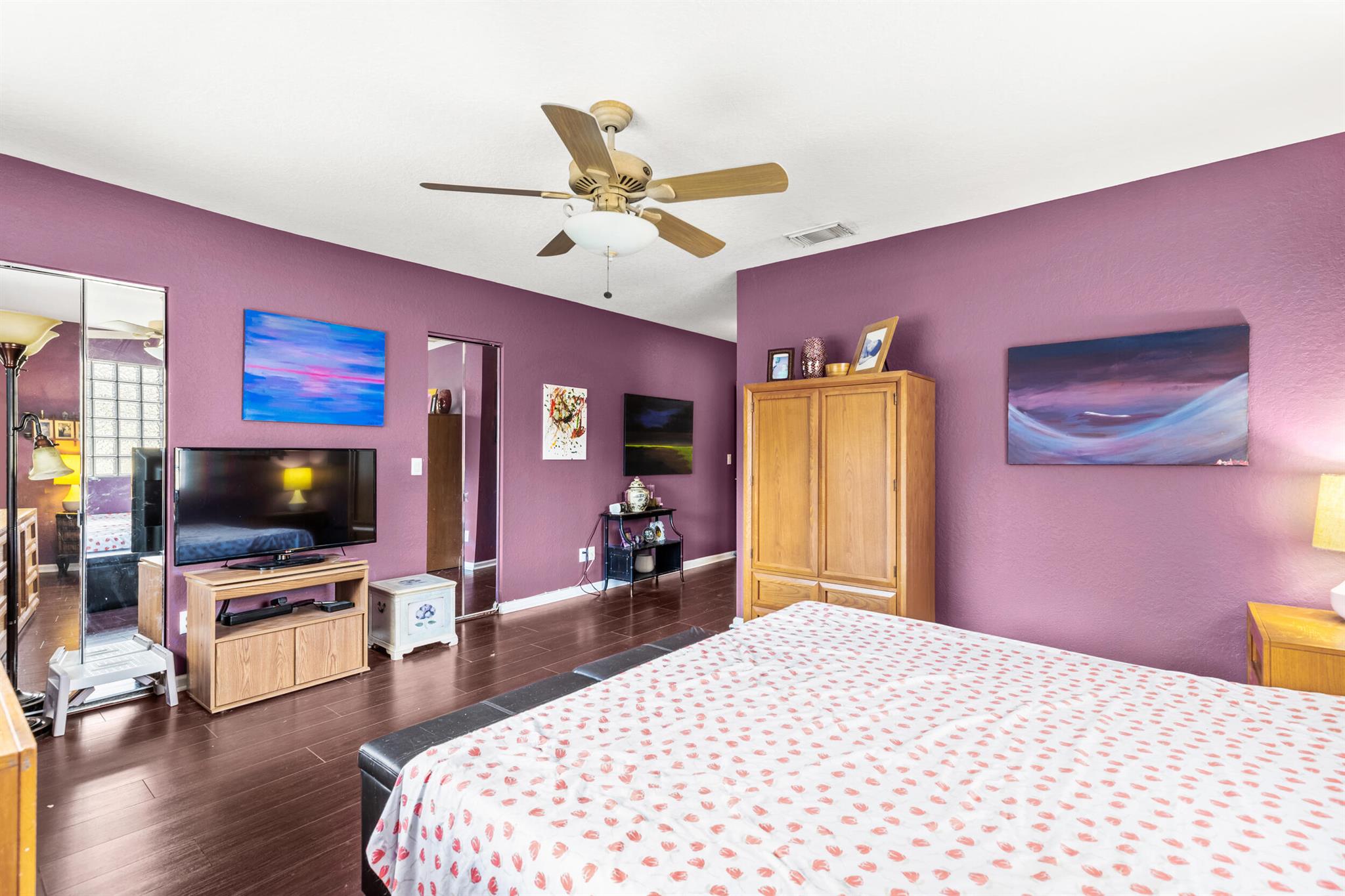 9274 Silver Glen Way