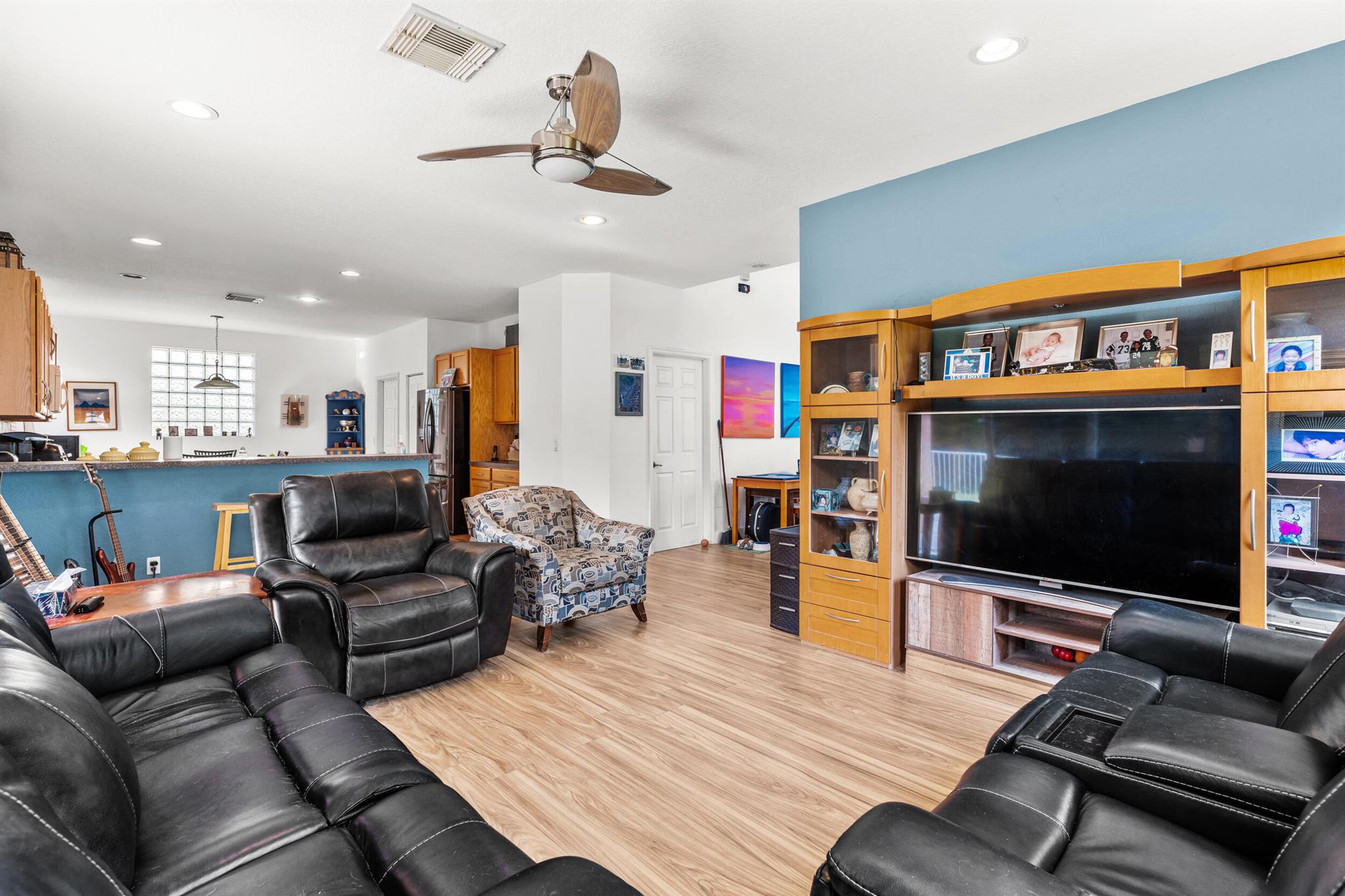 9274 Silver Glen Way