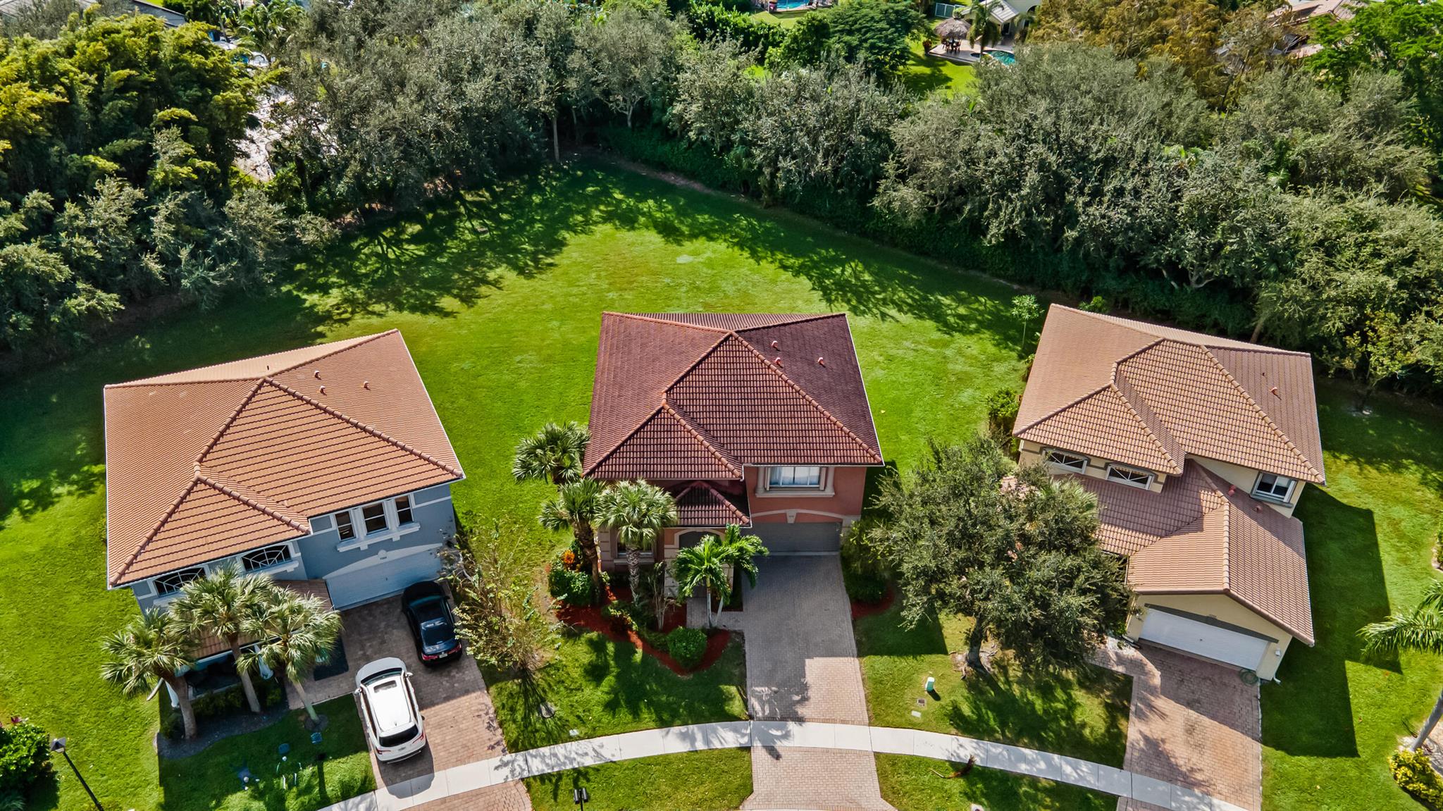 9274 Silver Glen Way