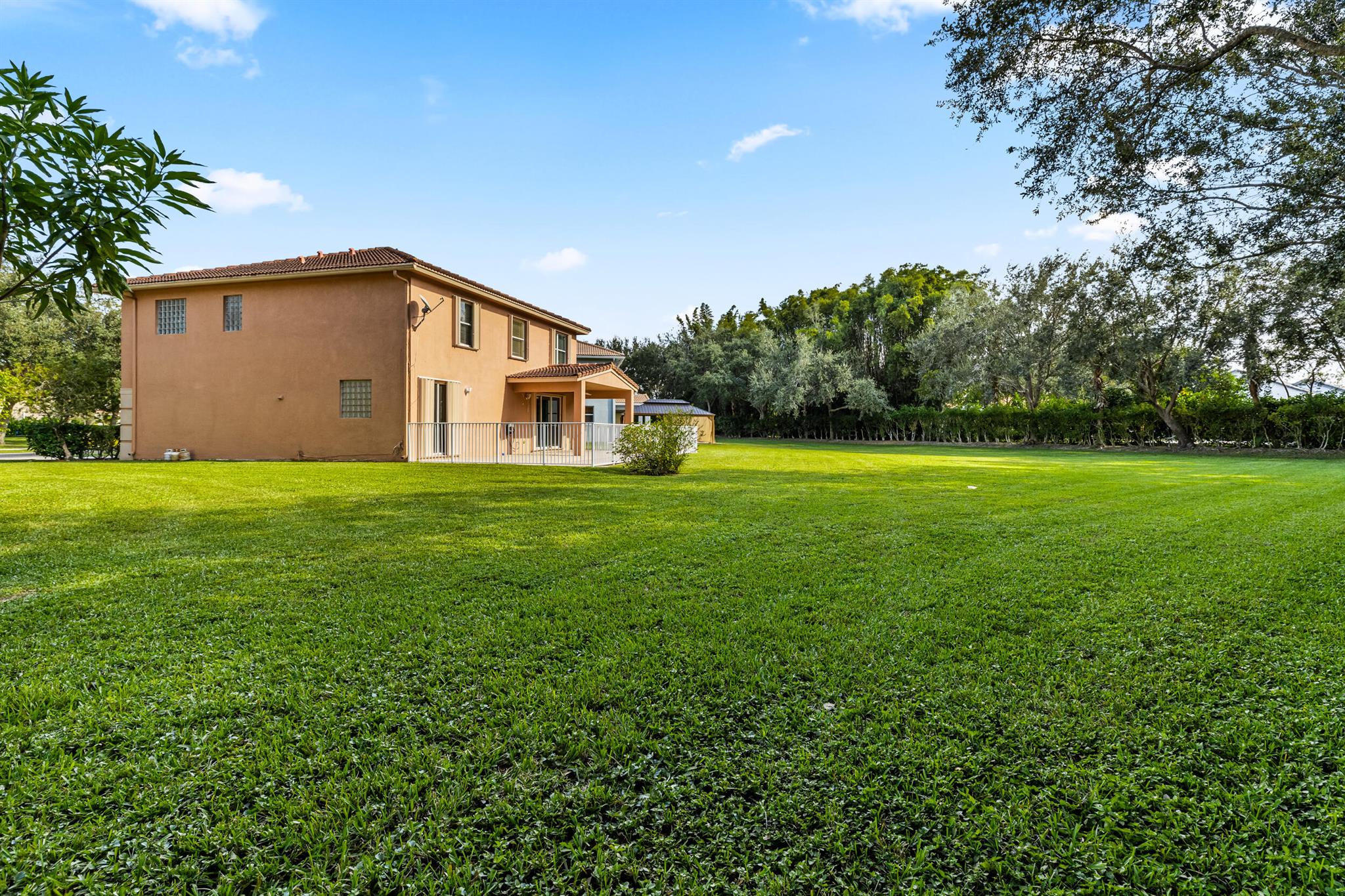 9274 Silver Glen Way