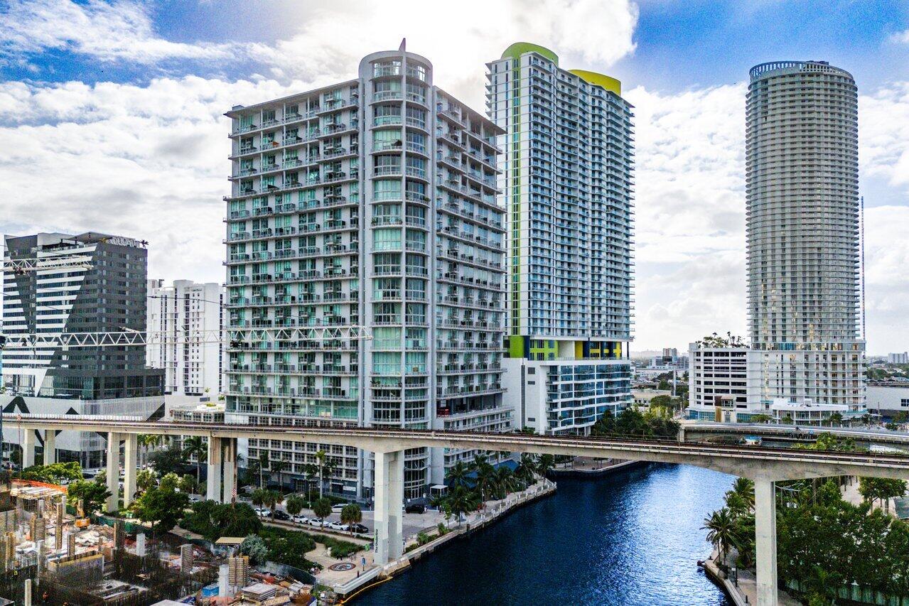 690 SW 1st Court 1913