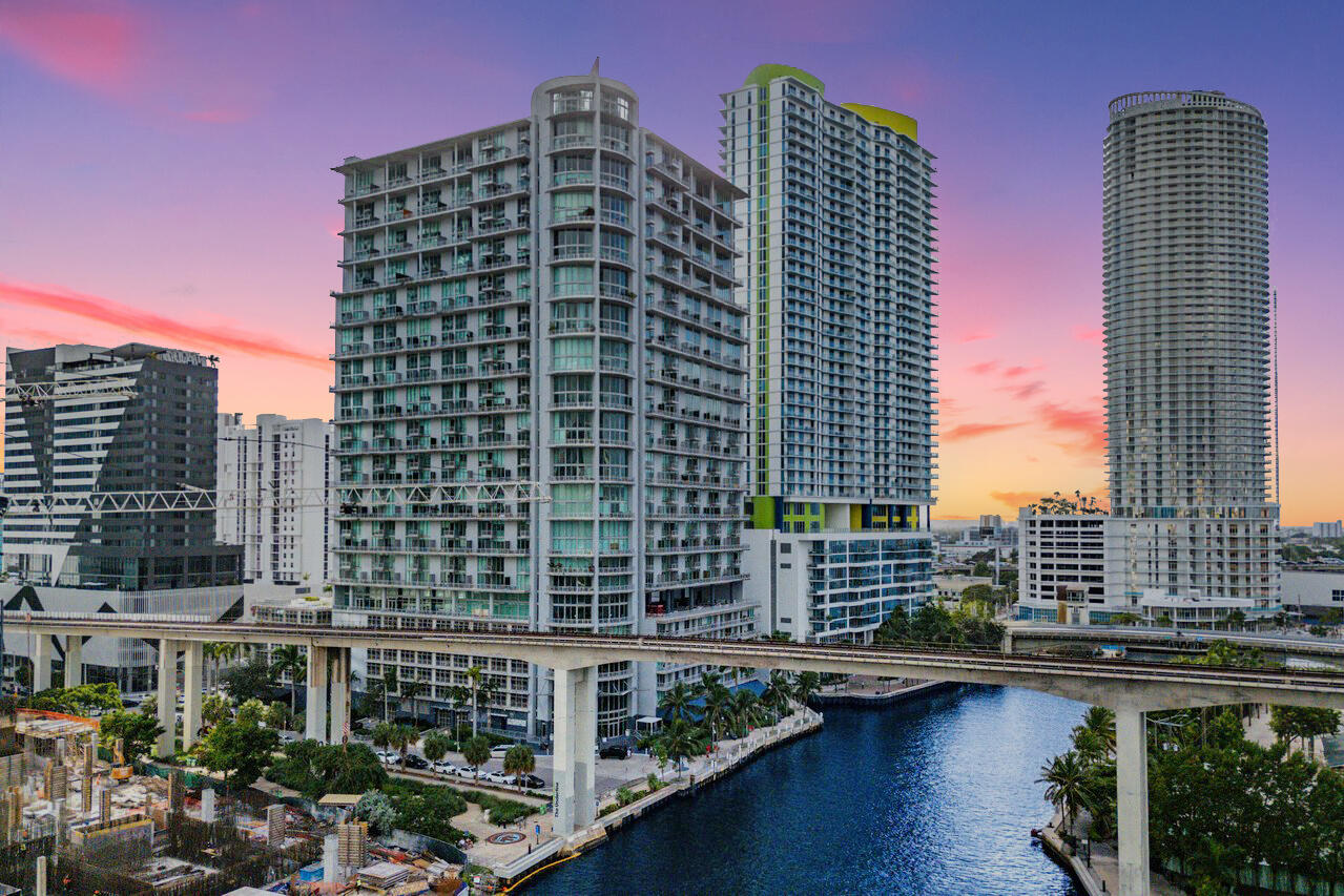 690 SW 1st Court 1913