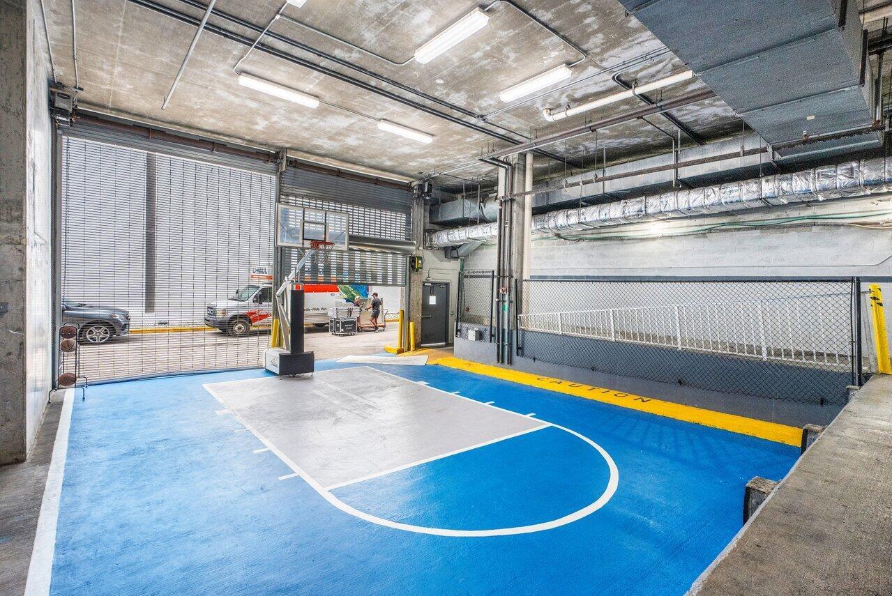 690 SW 1st Court 1913