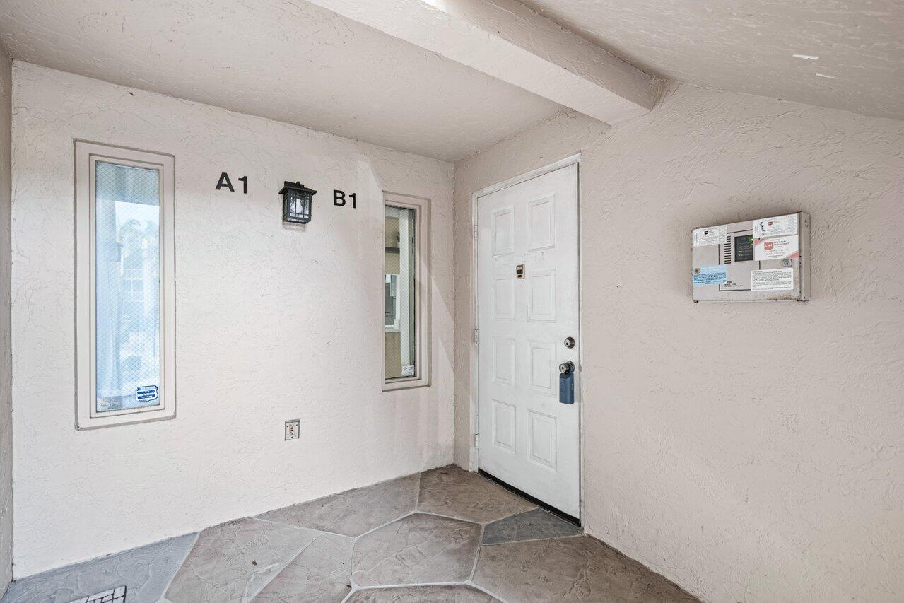 13750 Oneida Drive B1