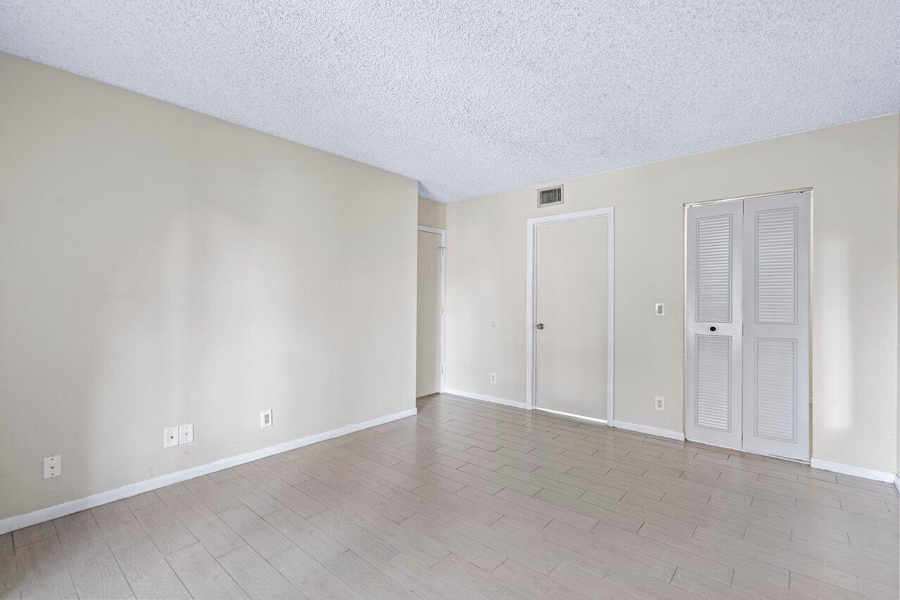 13750 Oneida Drive B1