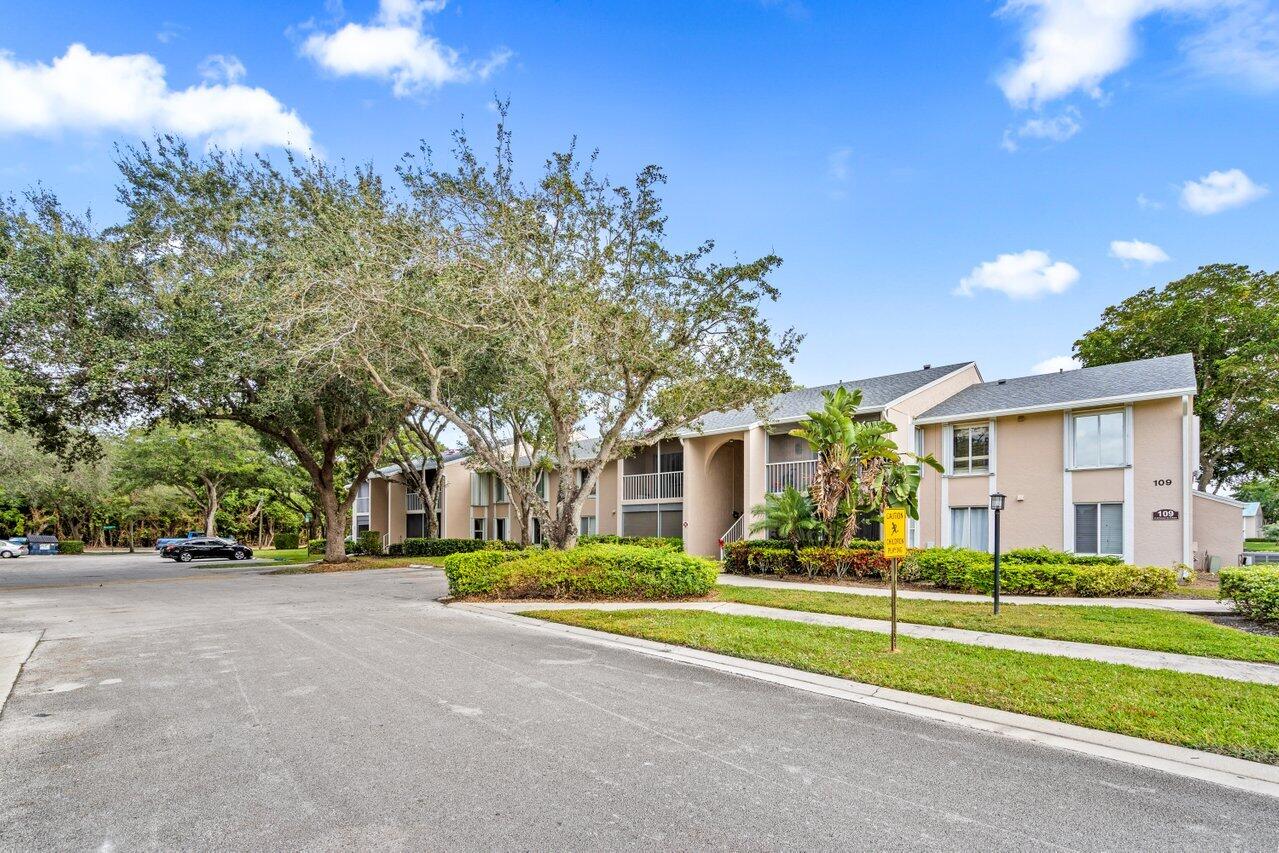 13750 Oneida Drive B1