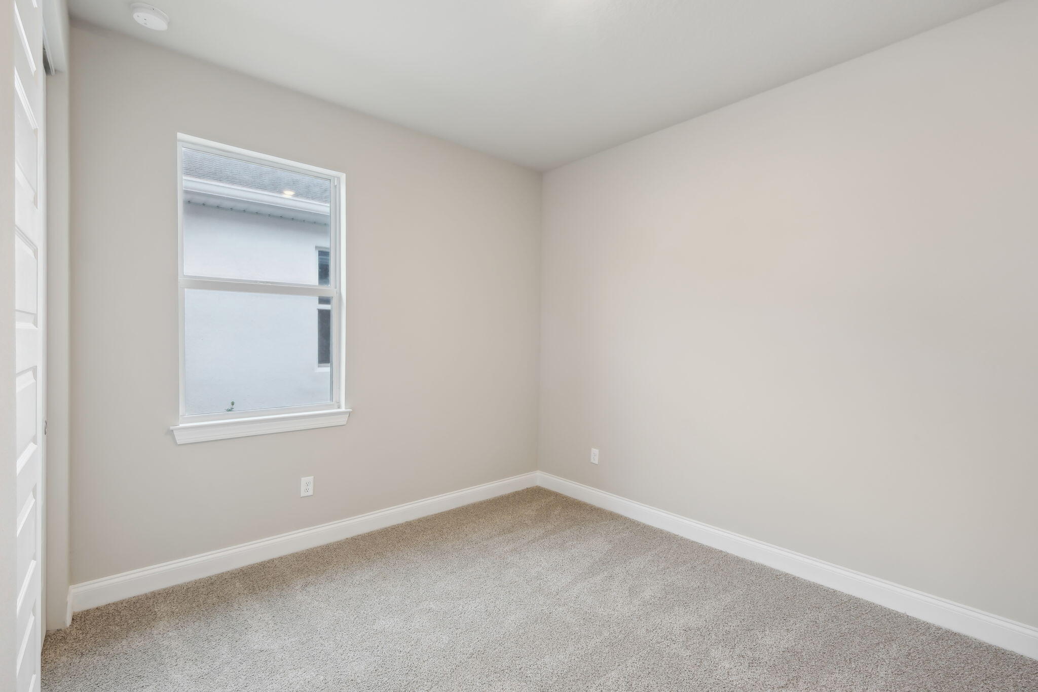 6441 Cloverdale Avenue