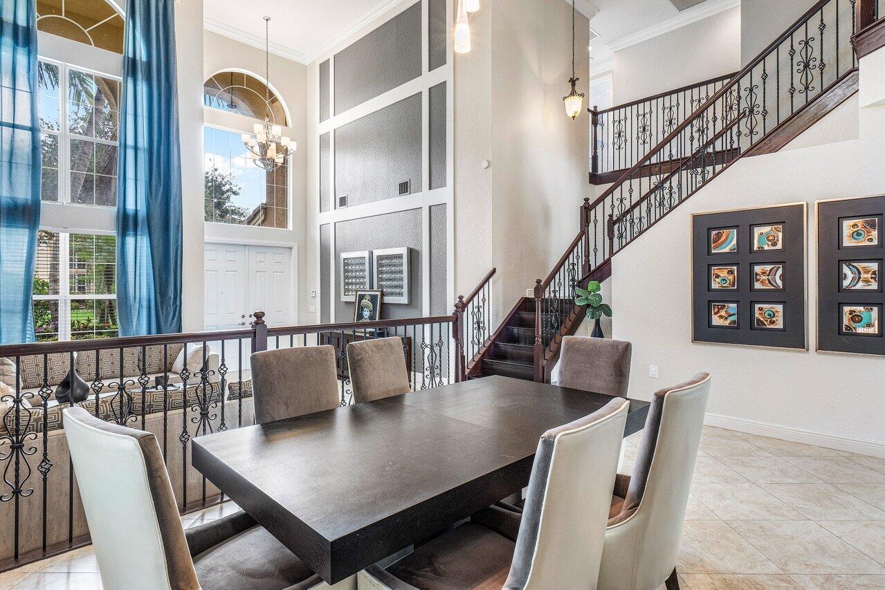 11843 Fox Hill Circle