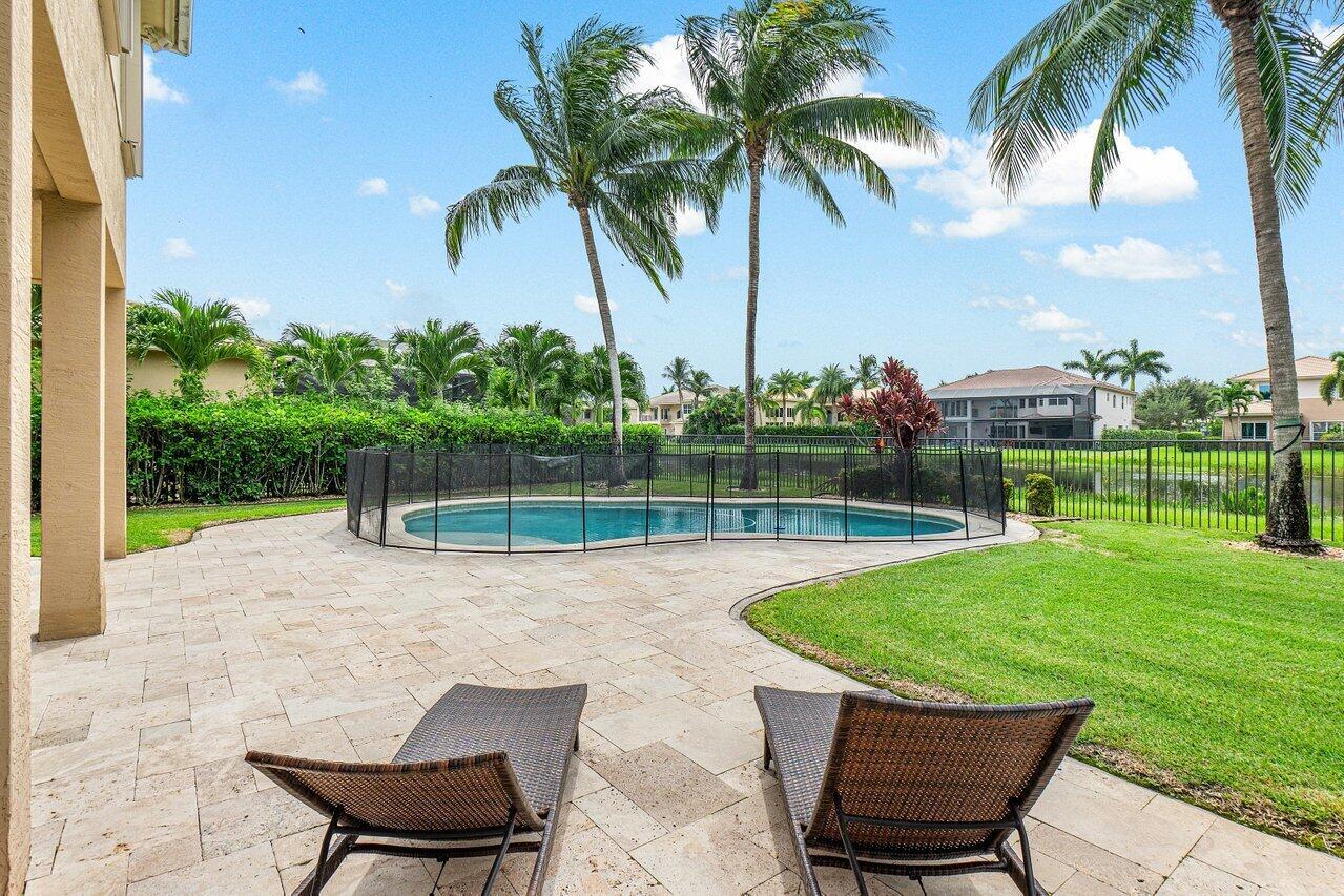 11843 Fox Hill Circle