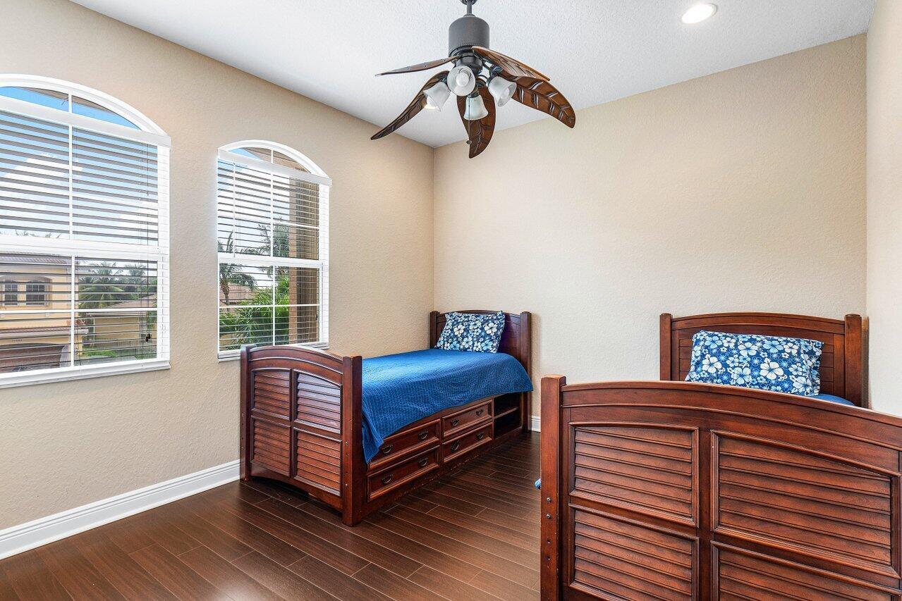 11843 Fox Hill Circle