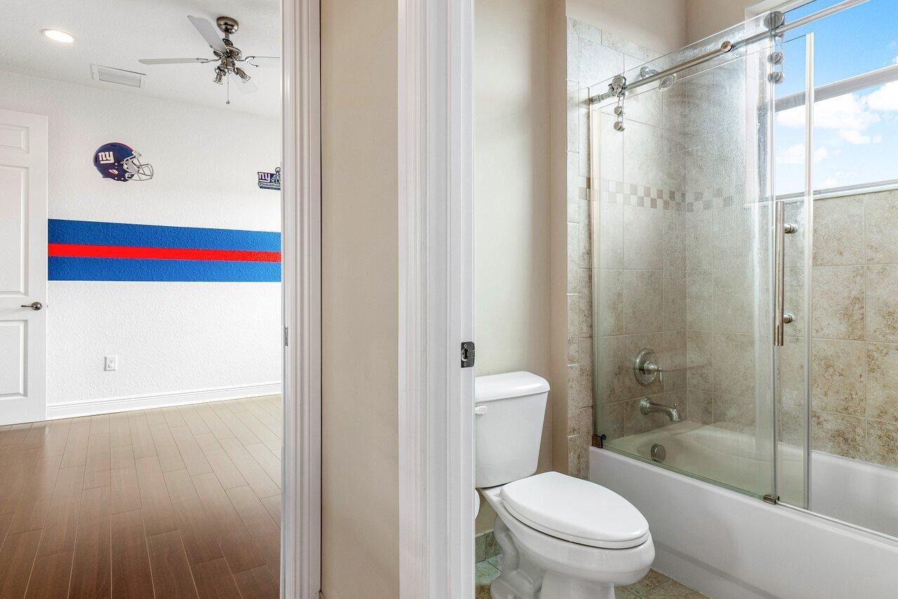 11843 Fox Hill Circle