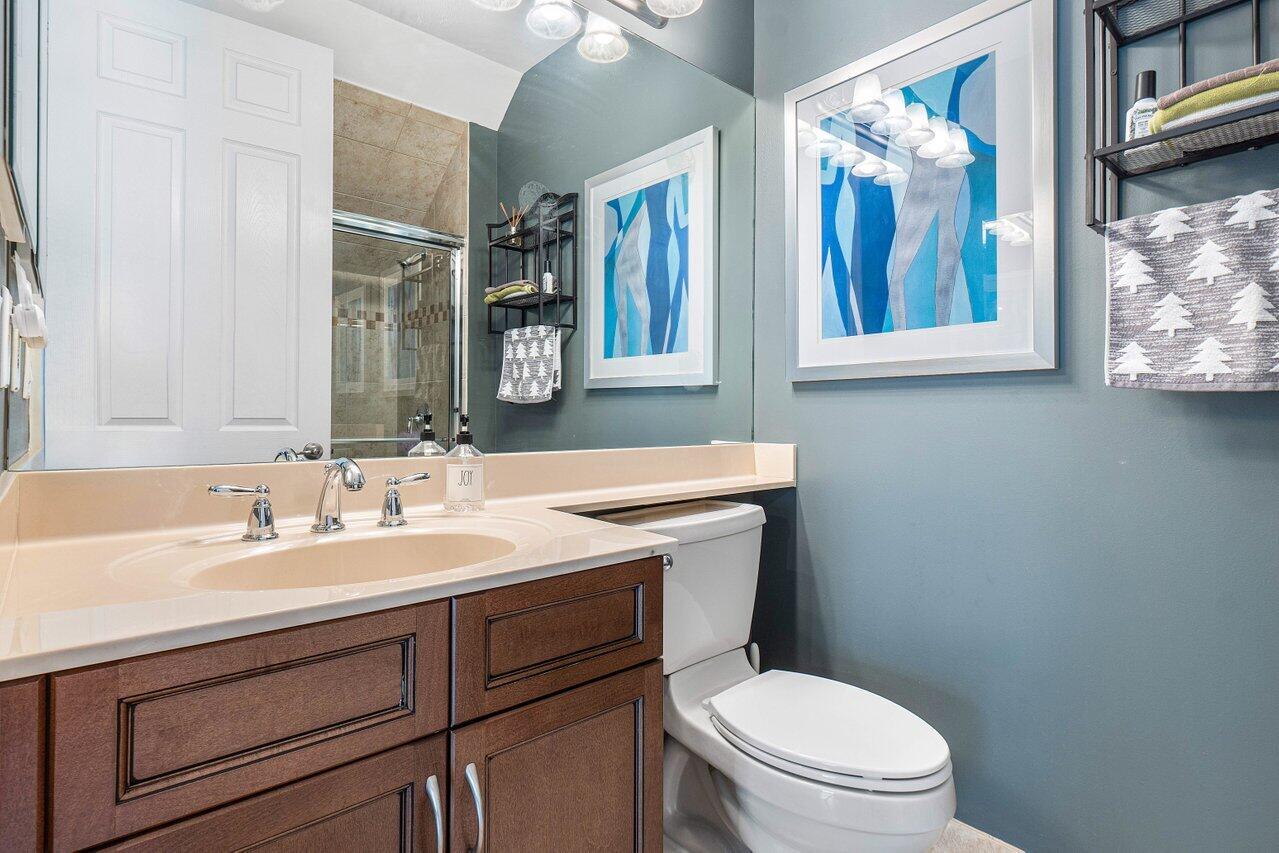 11843 Fox Hill Circle