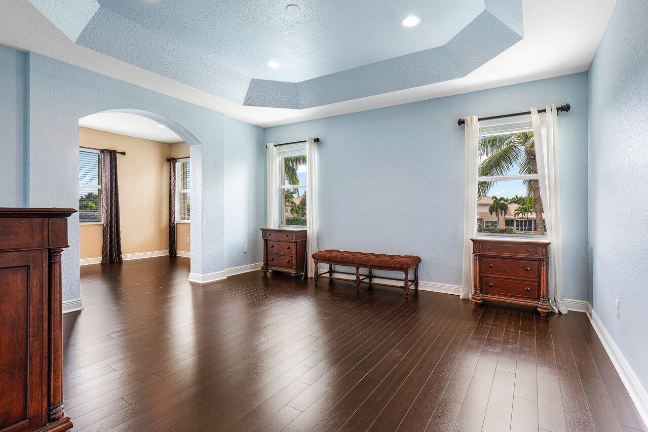 11843 Fox Hill Circle