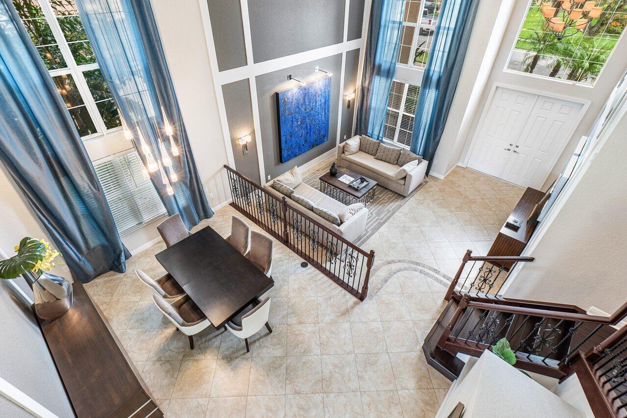 11843 Fox Hill Circle