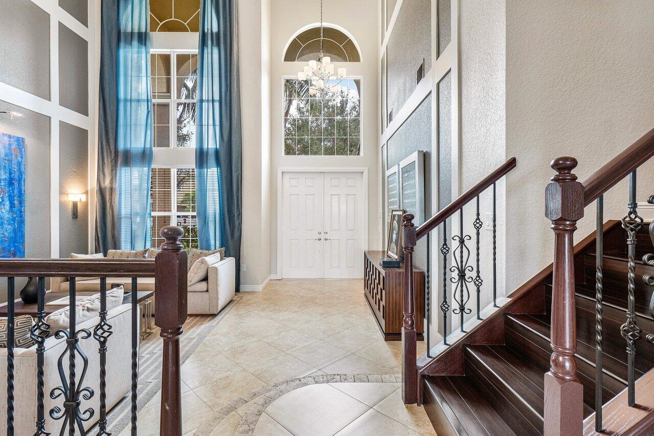 11843 Fox Hill Circle