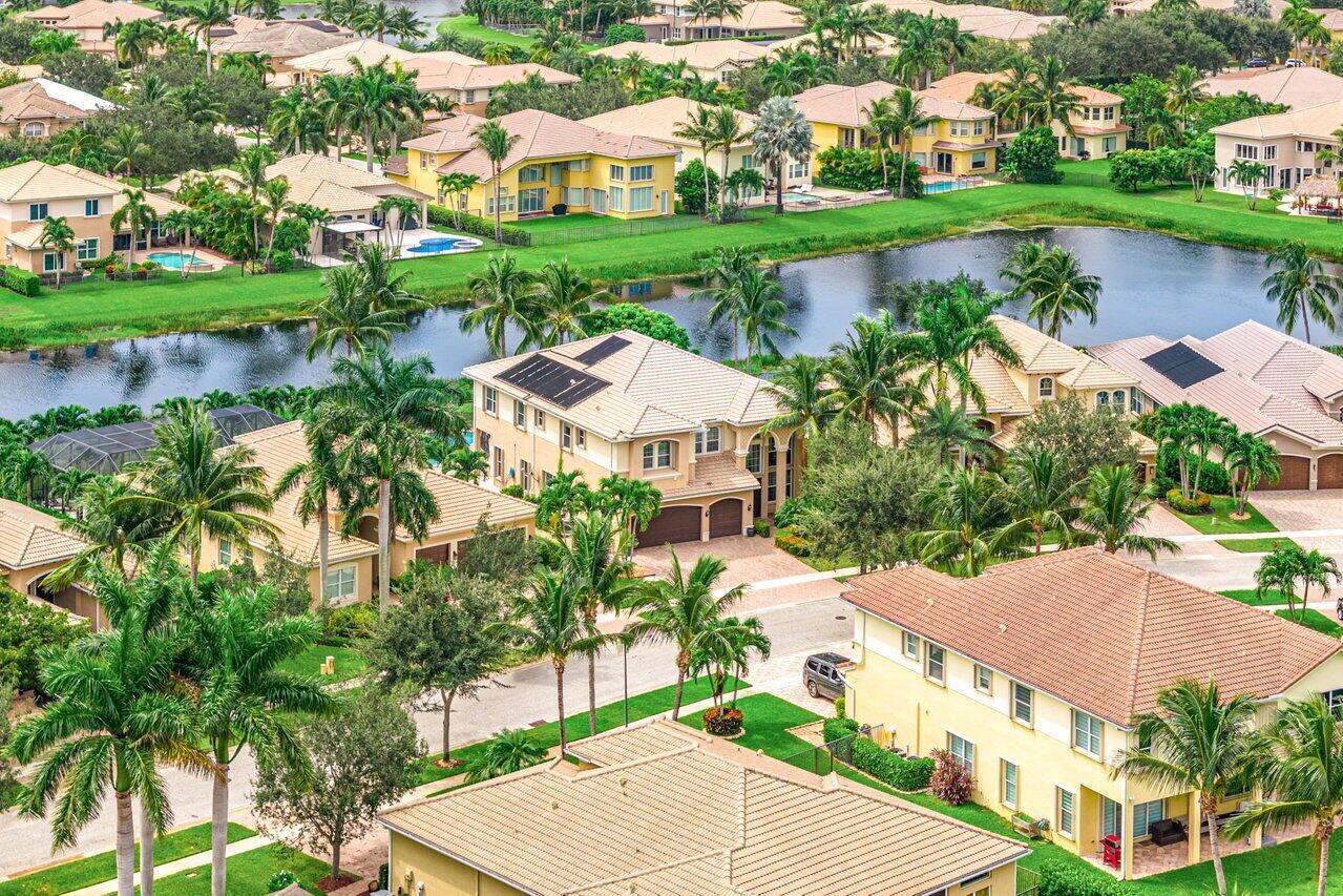 11843 Fox Hill Circle