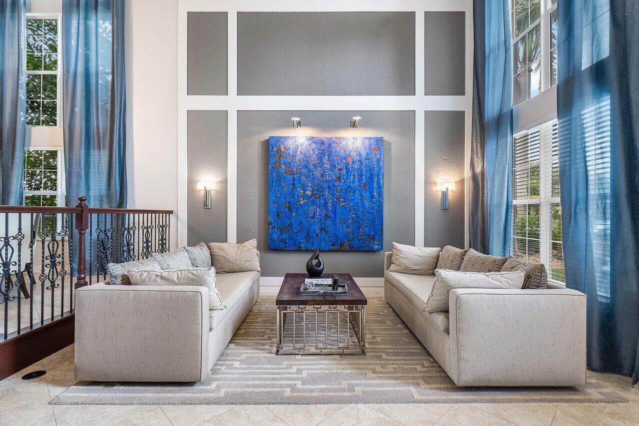 11843 Fox Hill Circle