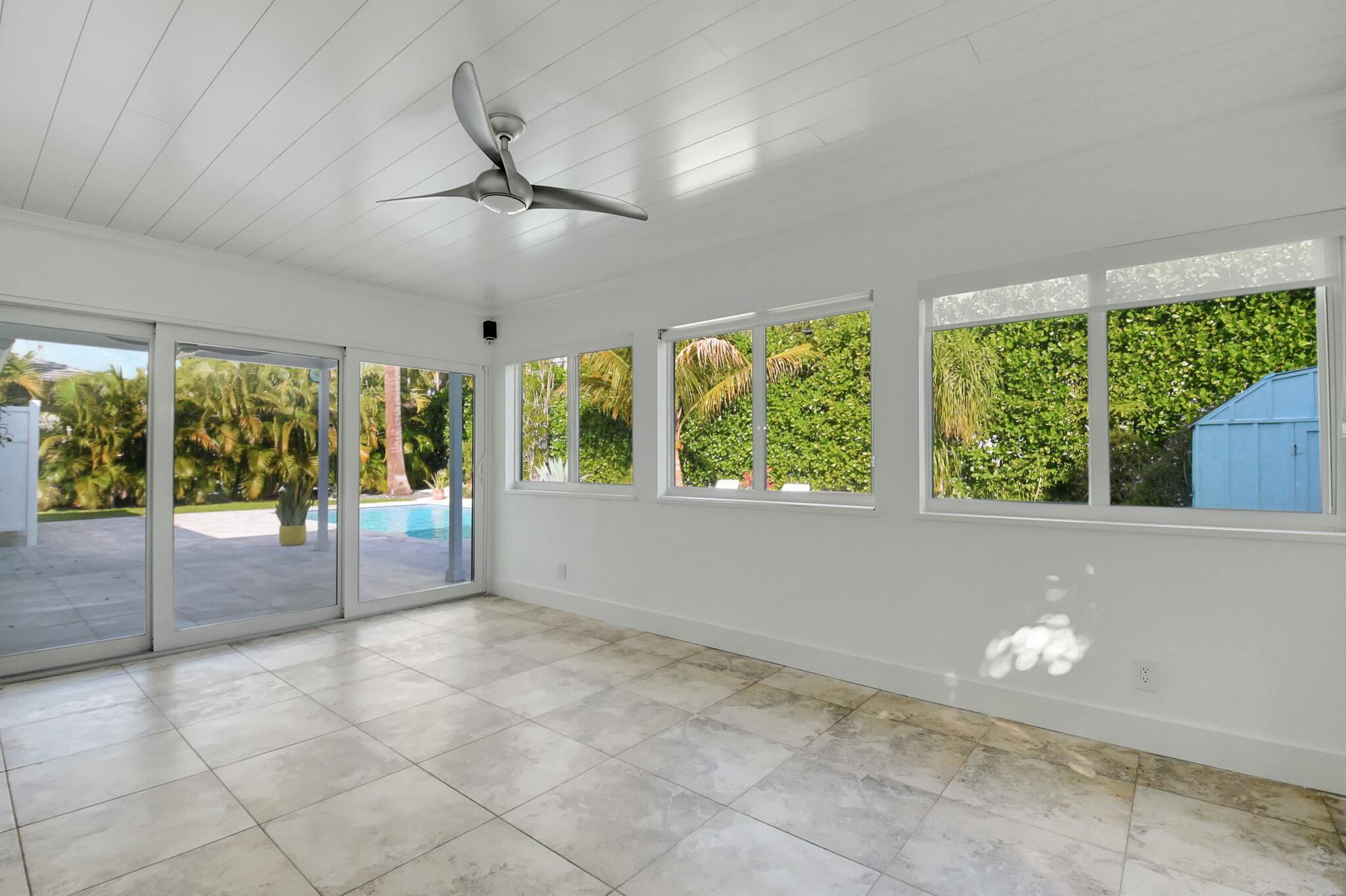715 Sunshine Drive
