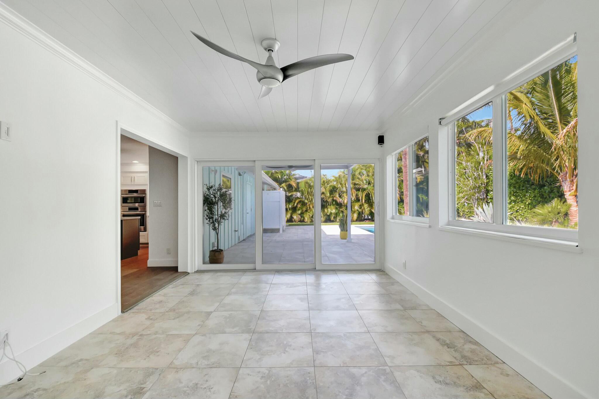 715 Sunshine Drive