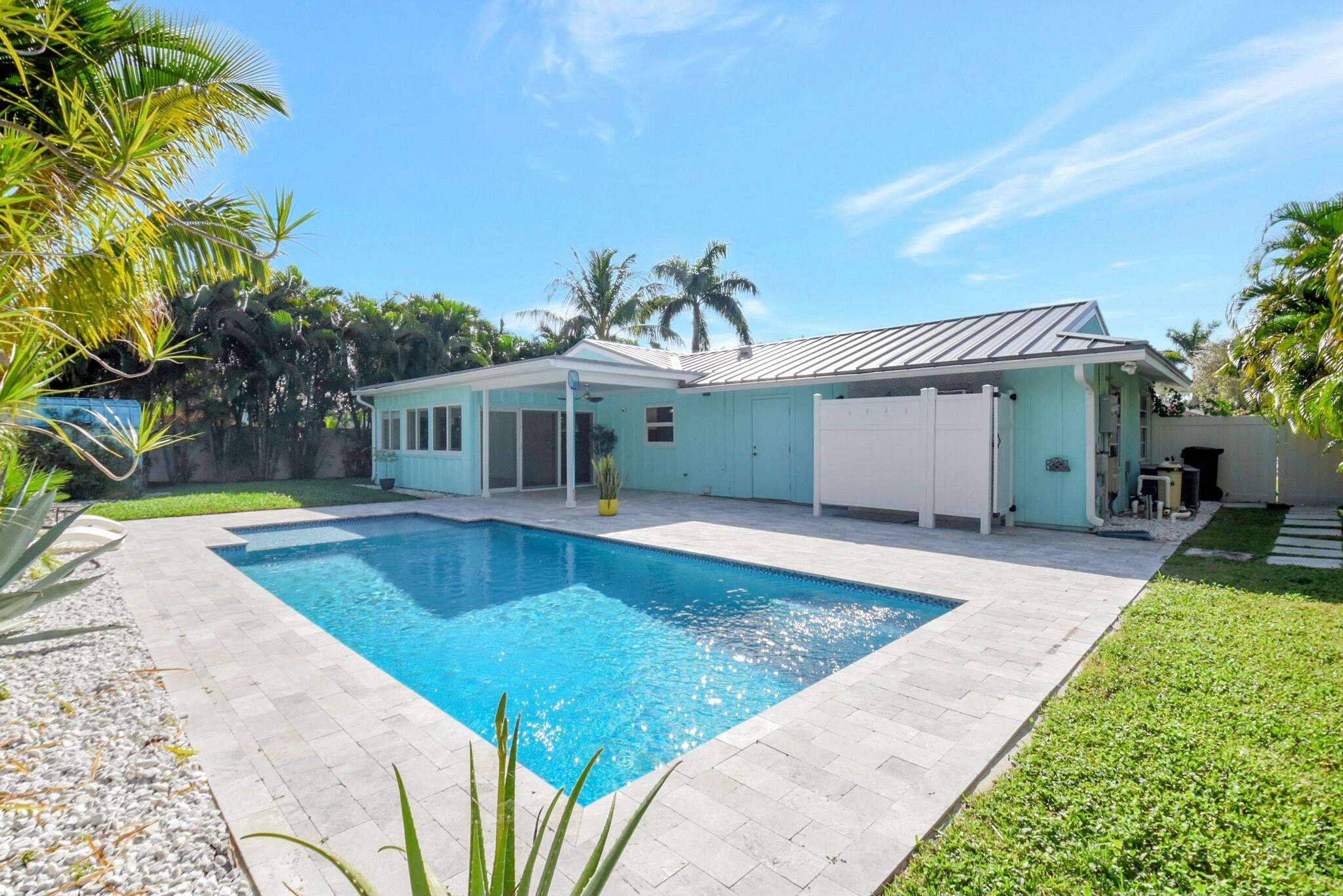 715 Sunshine Drive