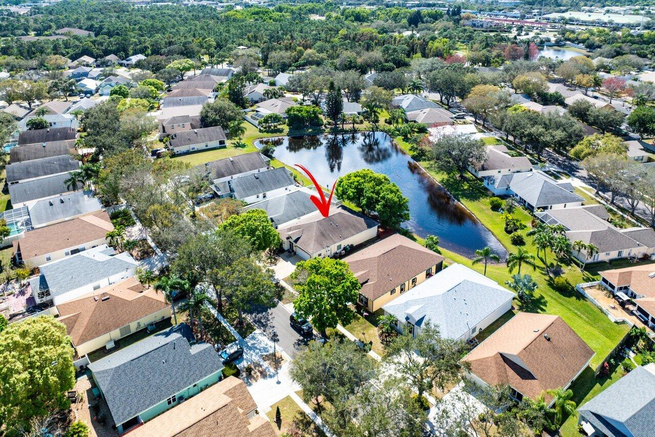 8233 Maidencane Place