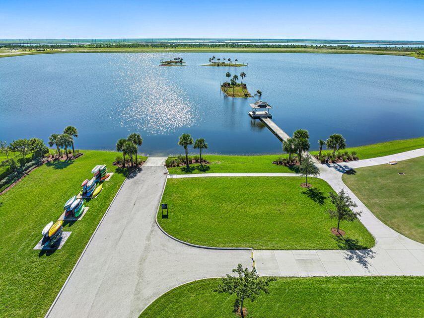 19564 Rugged Trunk Trail