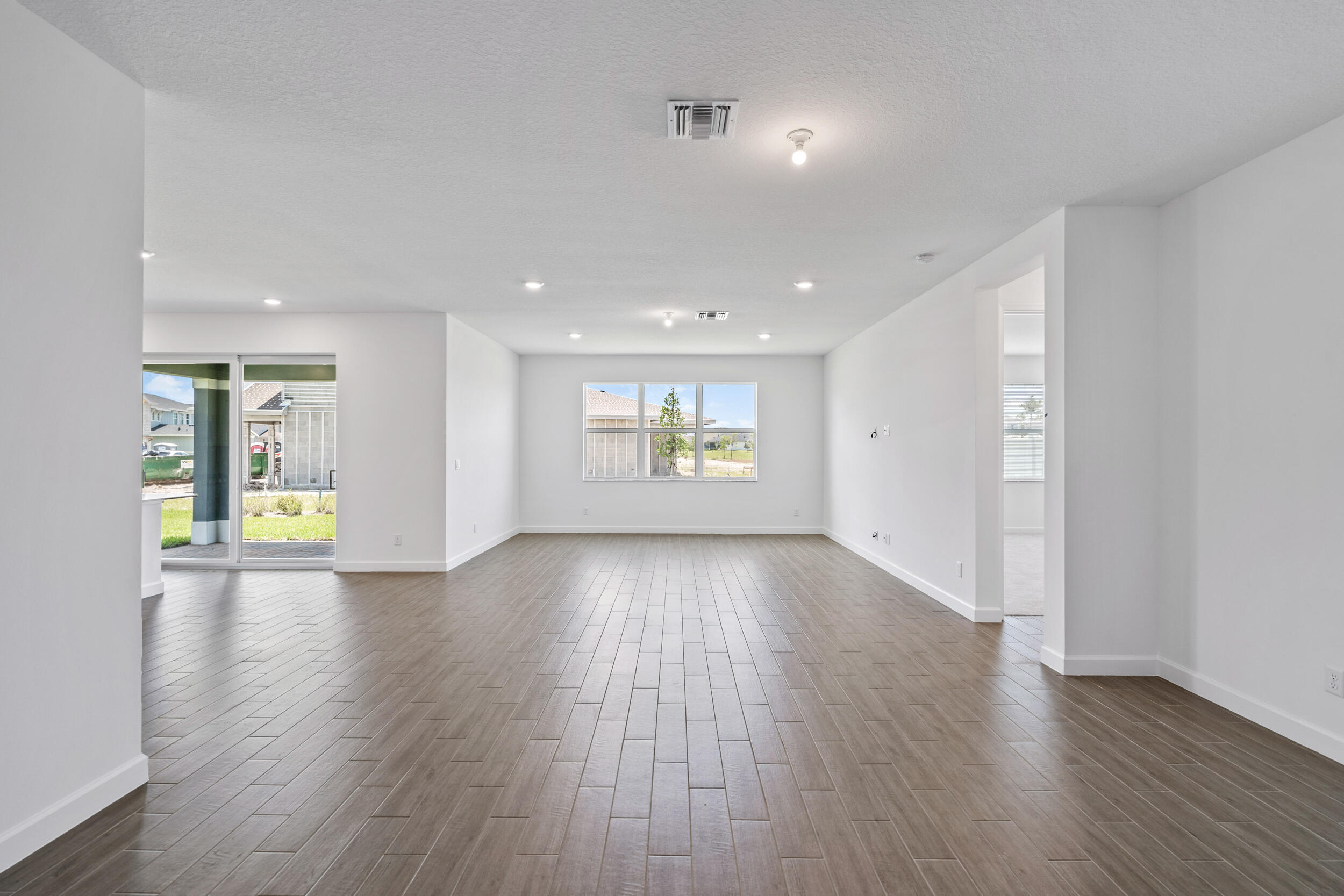 19564 Rugged Trunk Trail